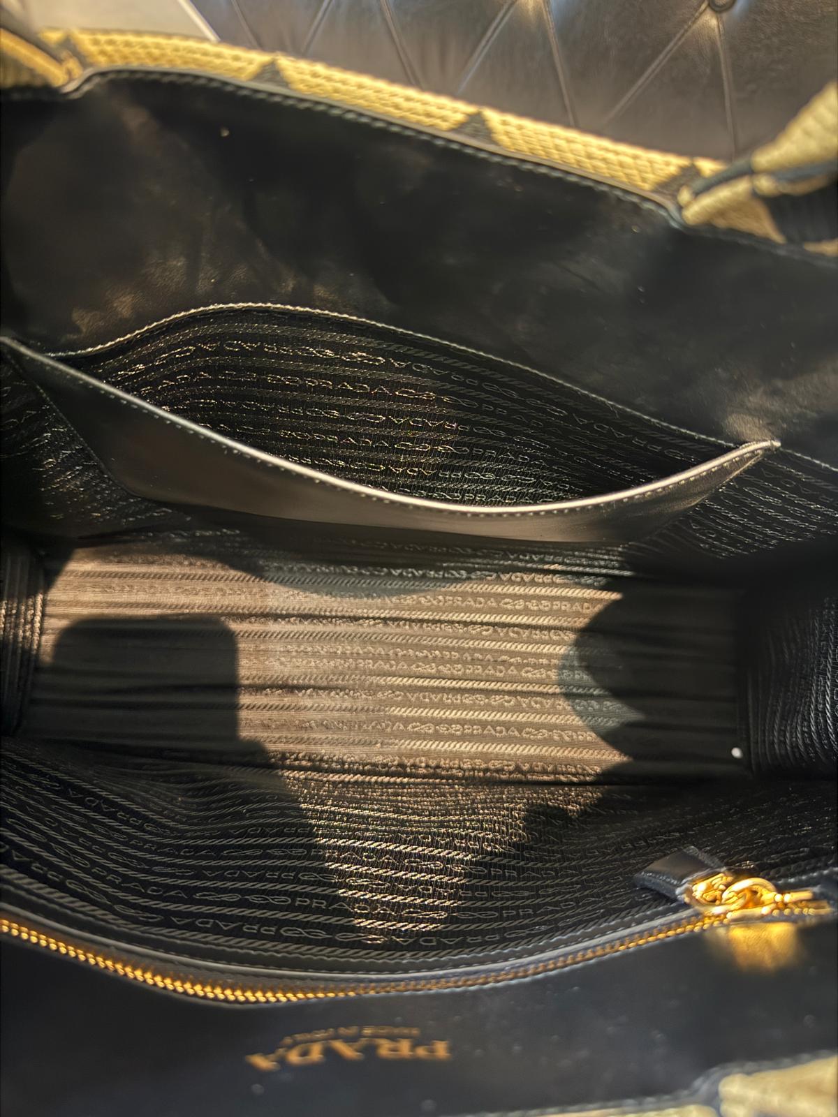 Prada Tote in tessuto Jacquard