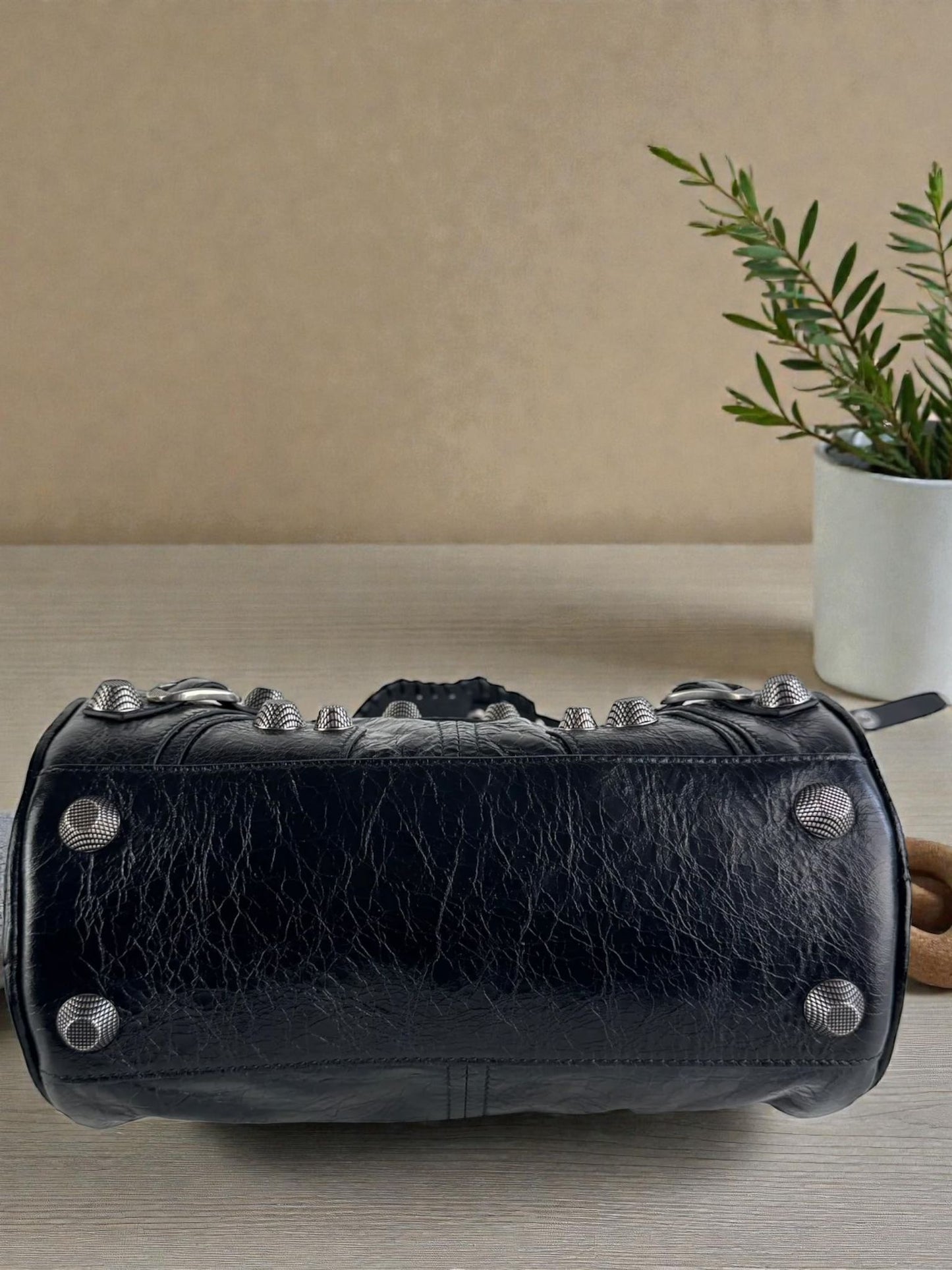 Balenciaga Le Cagole Cylinder Bag Black