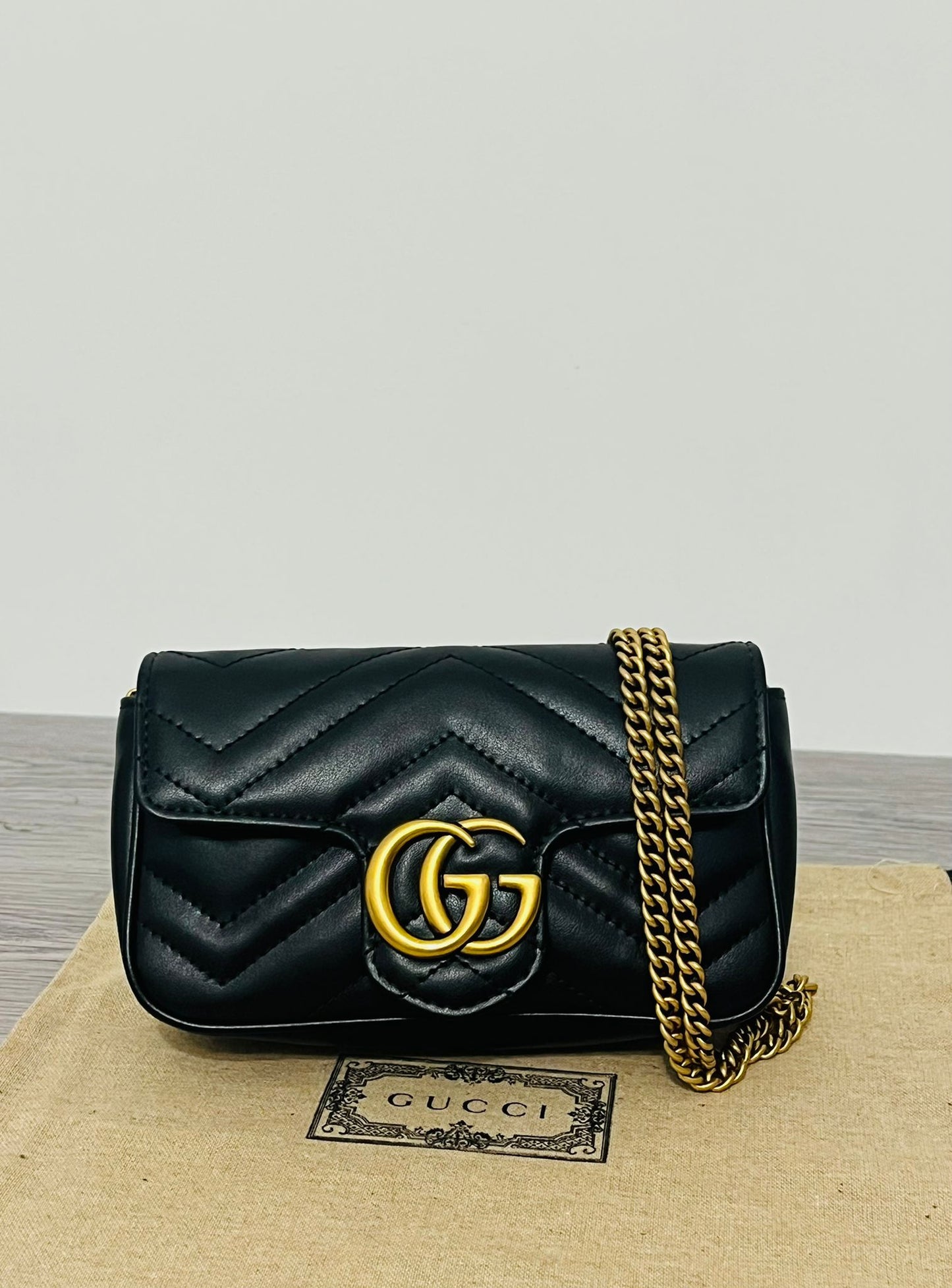 Gucci GG Mini Marmont Borsa a Spalla - Nero