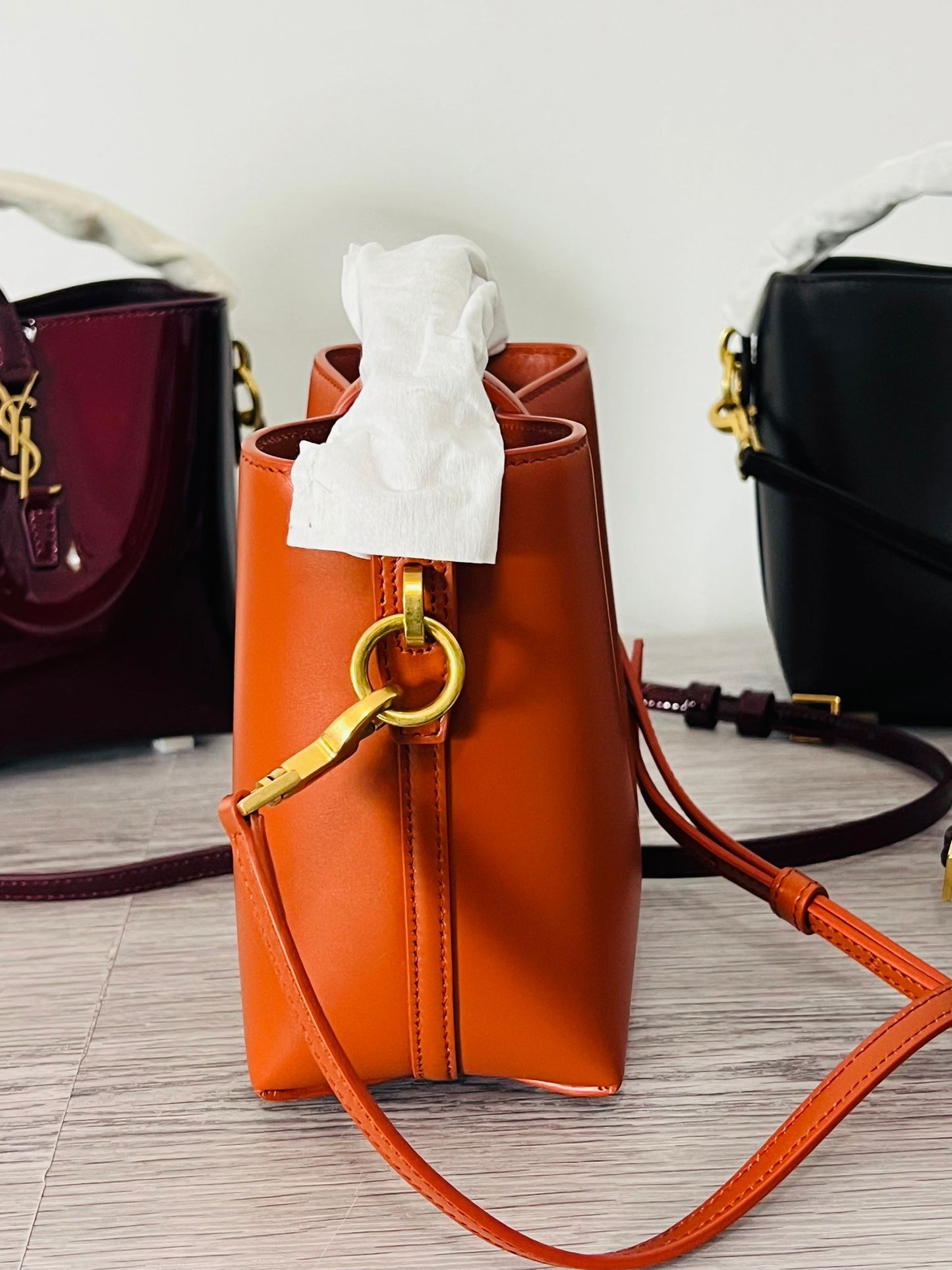 Saint Laurent Le 37 Mini – Arancione