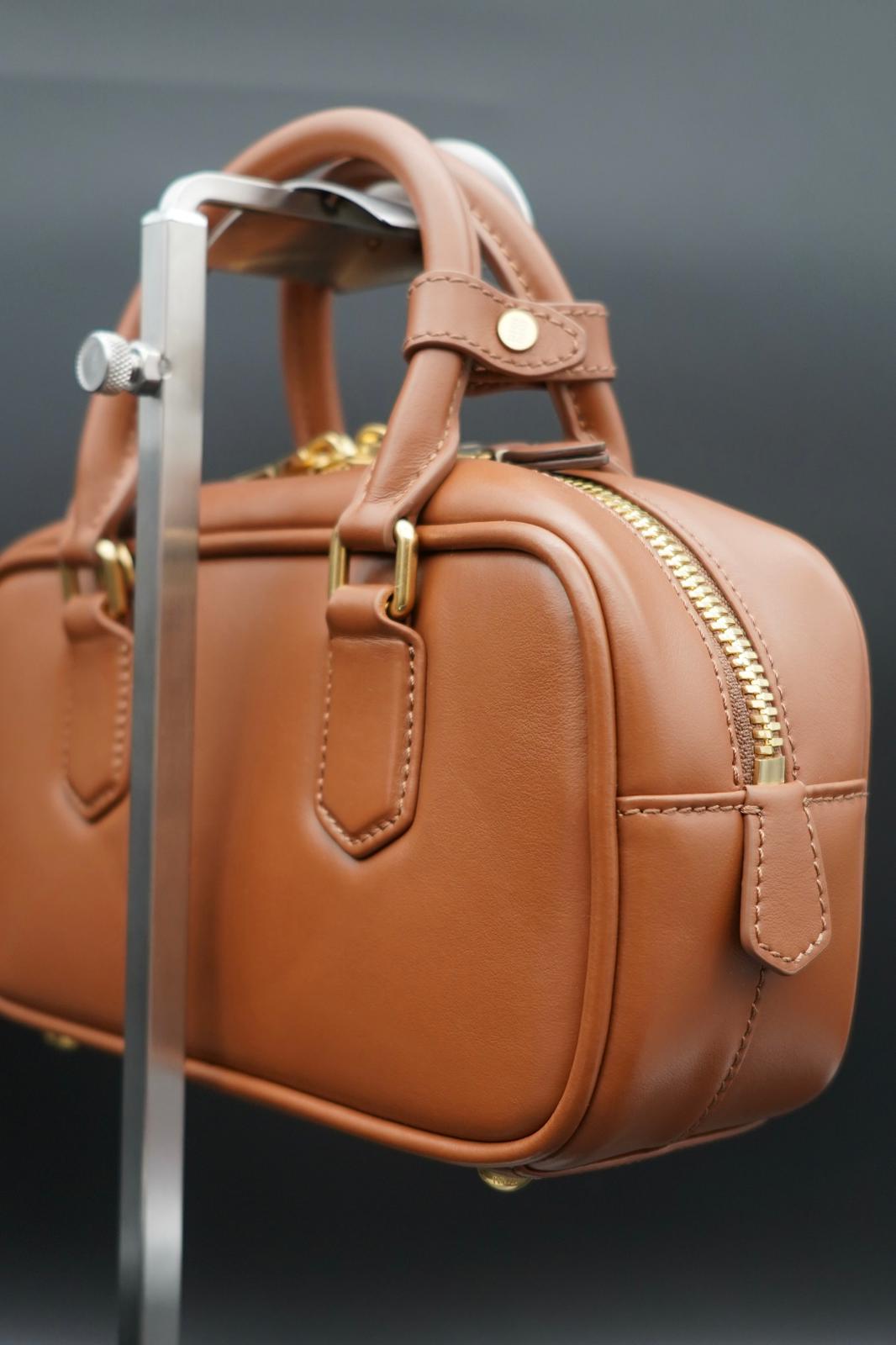 Miu Miu Borsa Arcadie Regular Cognac