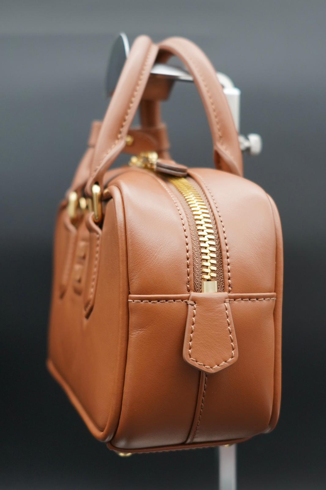 Miu Miu Borsa Arcadie Regular Cognac