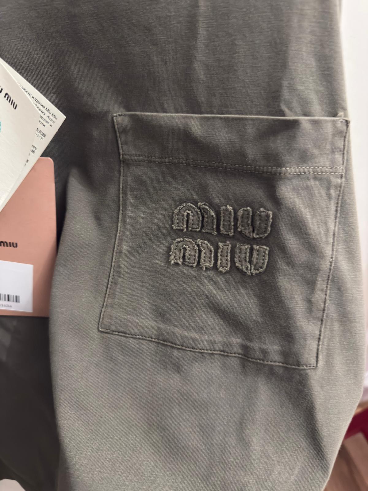 Miu Miu T-shirt Cropped Manica Lunga Oliva