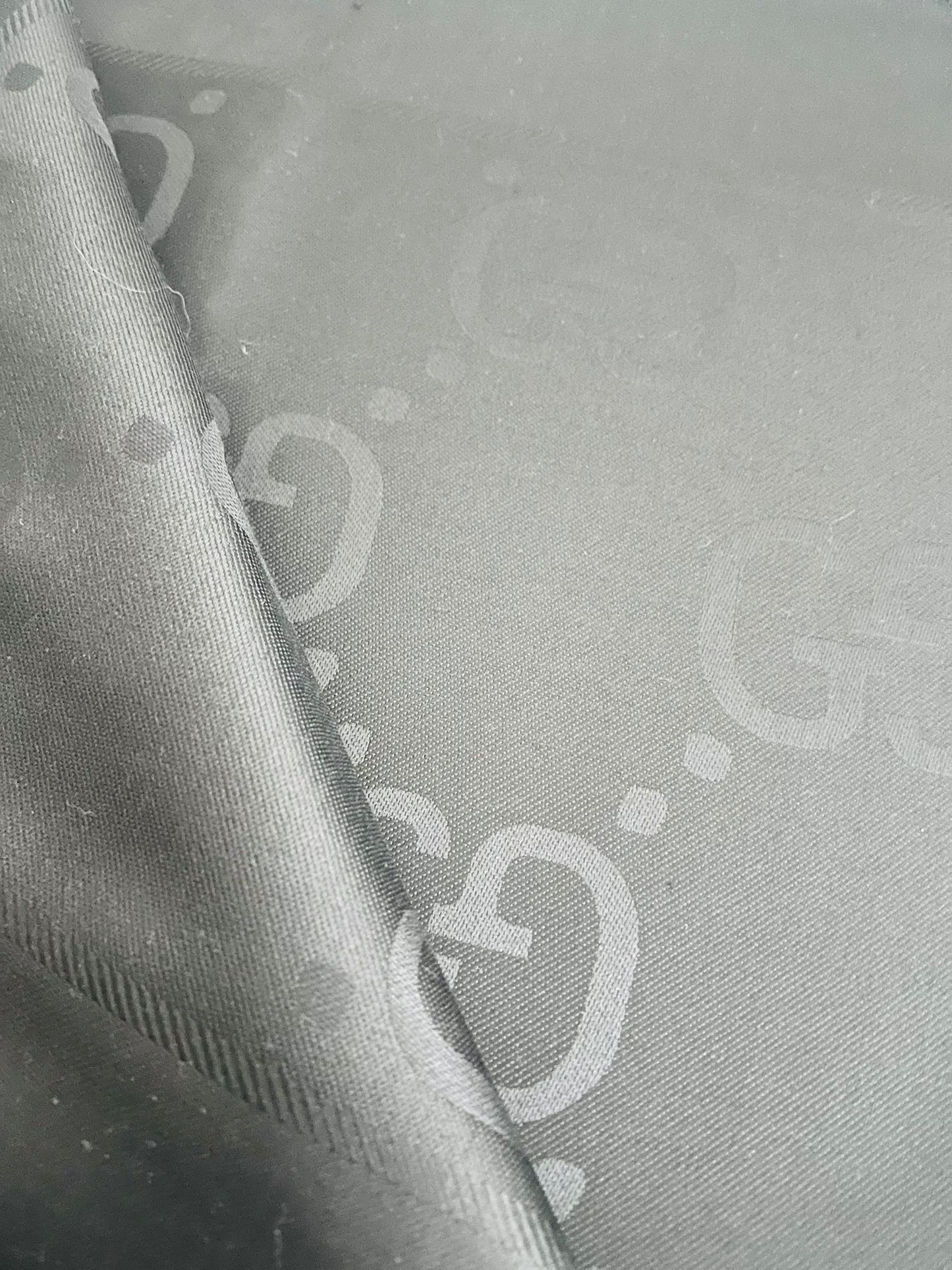 Gucci Sciarpa Nera con Motivo GG