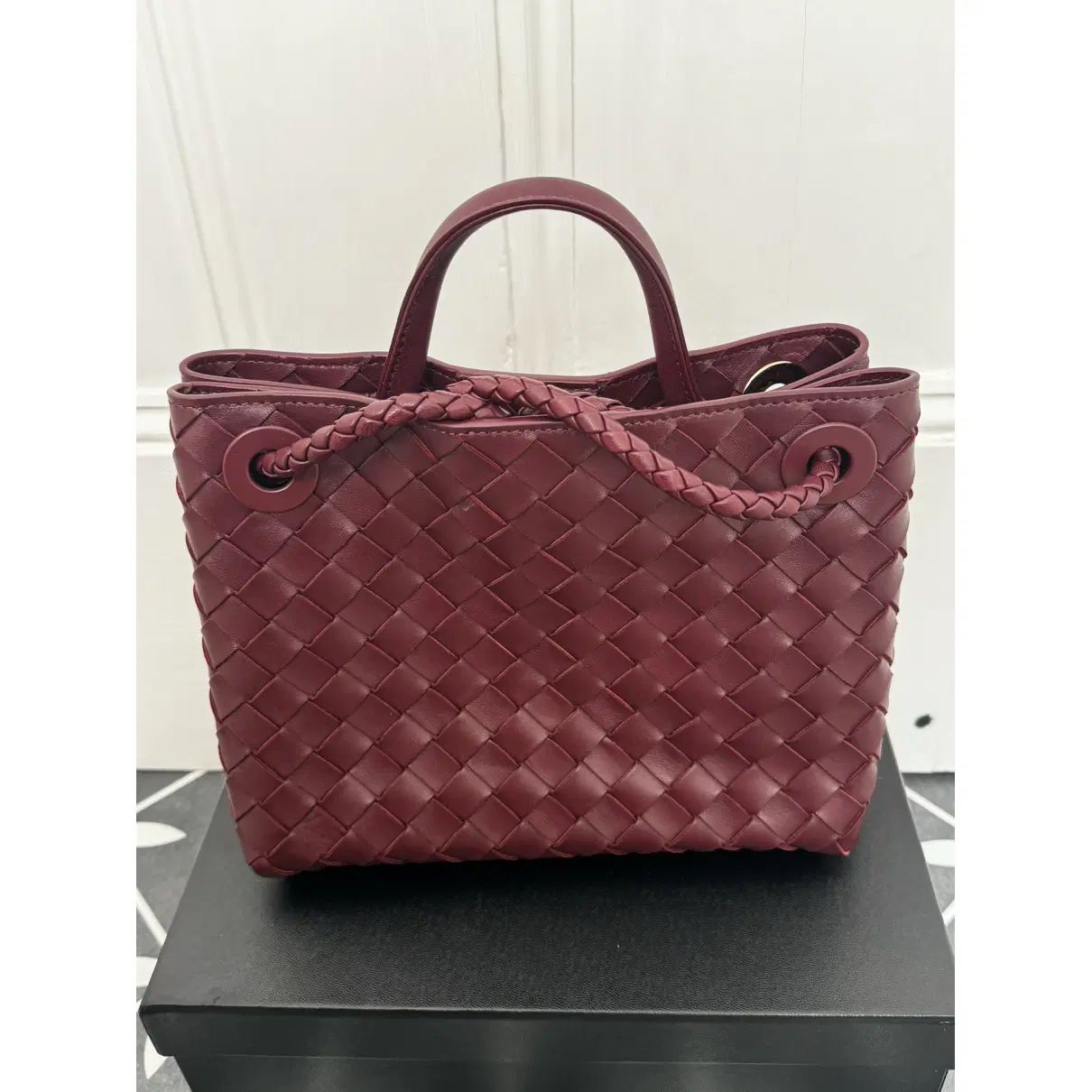 Bottega Veneta Andiamo Small Bordeuax