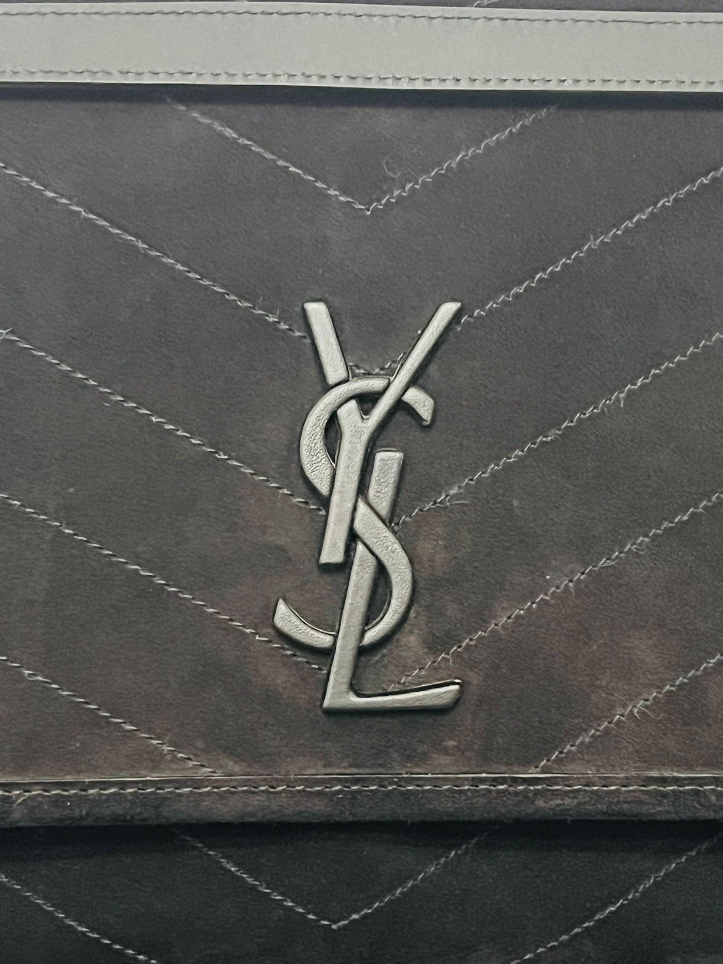 Saint Laurent Niki Media in pelle scamosciata nera