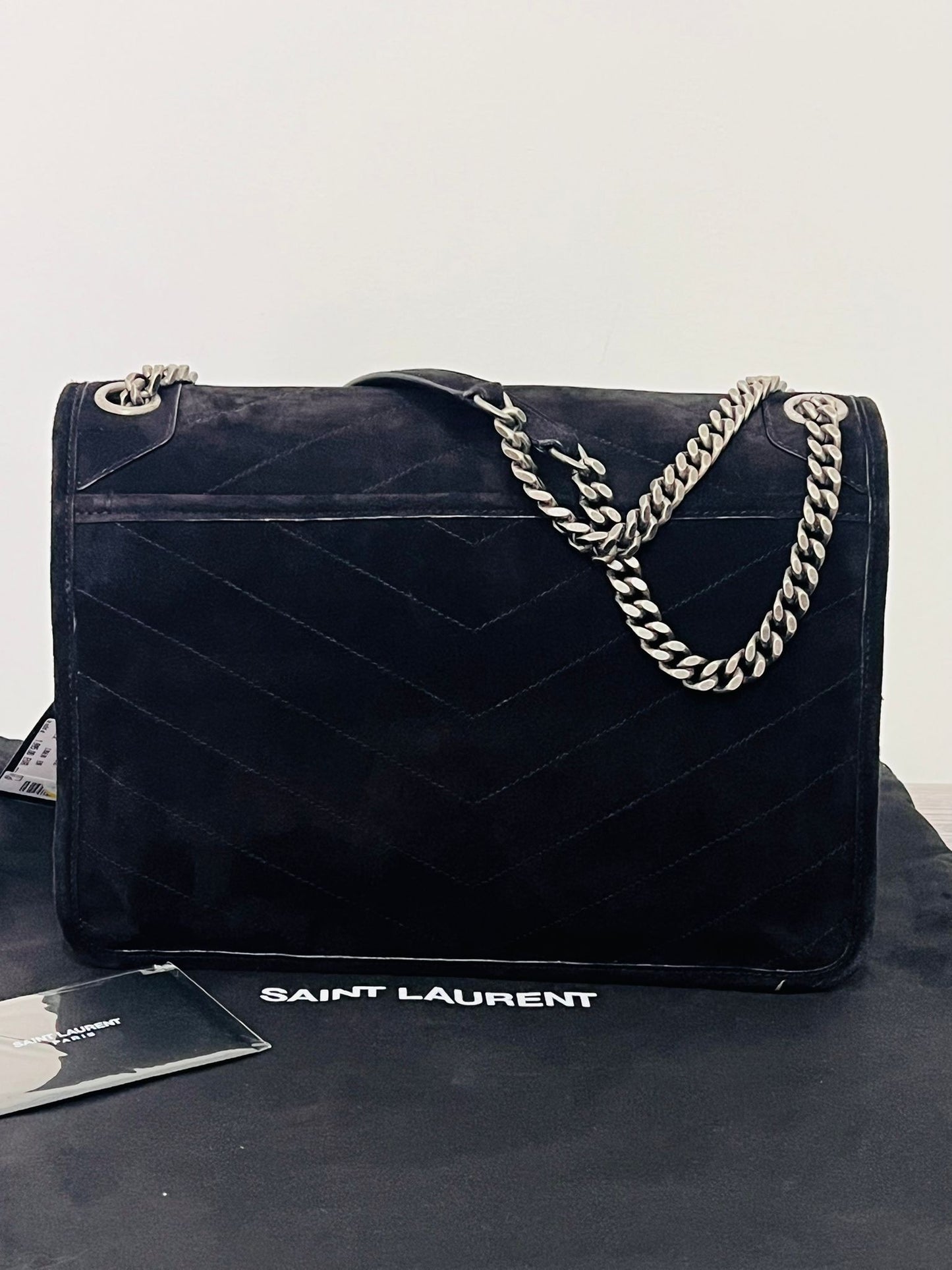 Saint Laurent Niki Media in pelle scamosciata nera