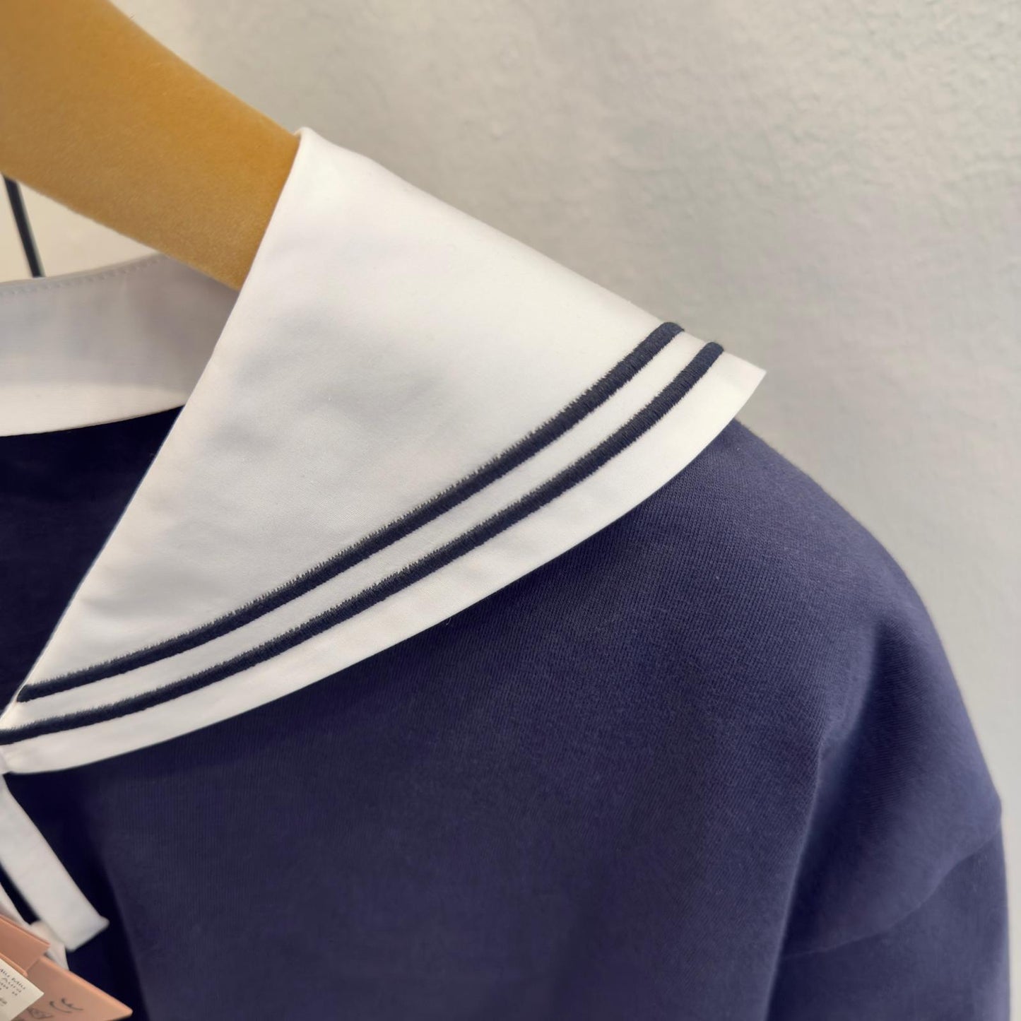 Miu Miu T-shirt in Cotone Blu con Colletto Marinaio