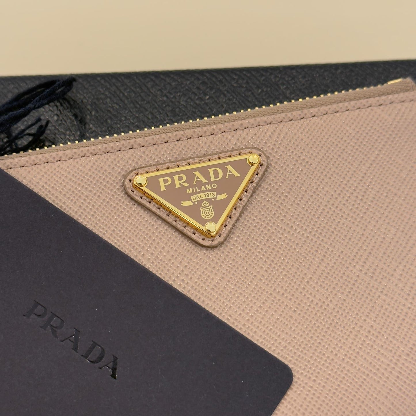Prada Portacarte in Saffiano Color Cipria