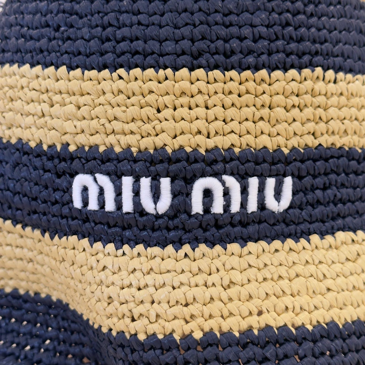 Miu Miu Cappello Bucket all'Uncinetto a Righe