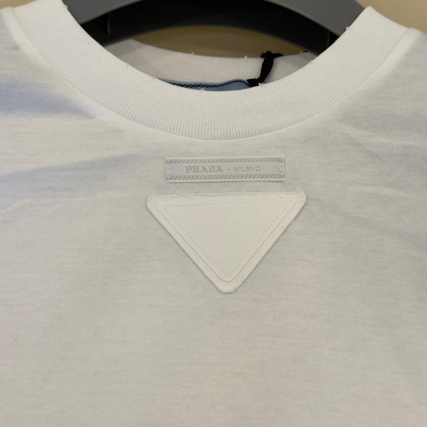 Prada T-shirt Abito in Jersey di Cotone con Ricamo