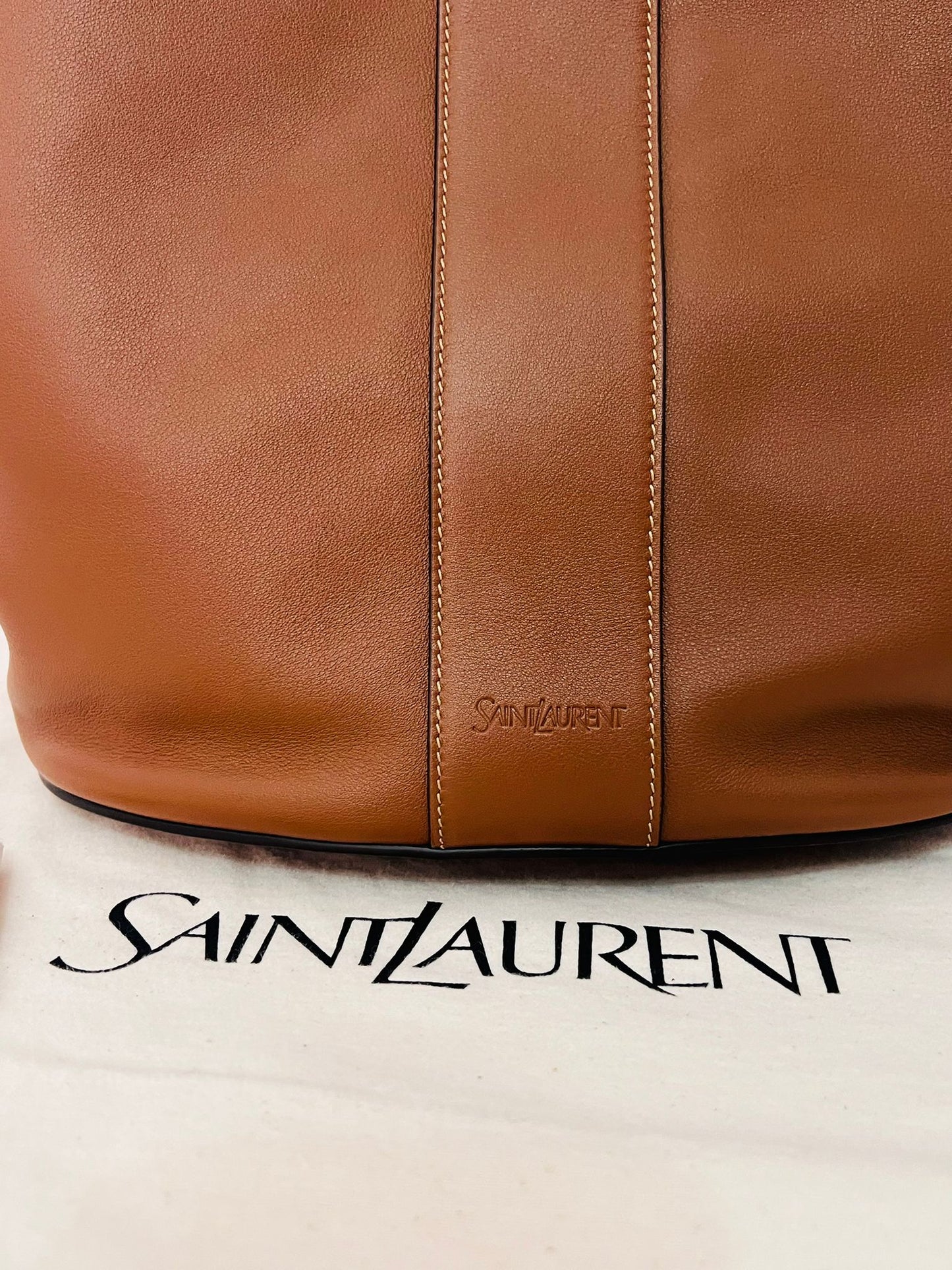 Saint Laurent Borsa Tote Y Piccola in Pelle