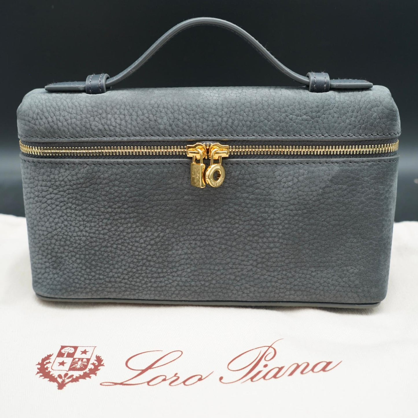 Loro Piana Vanity L19 in pelle grigia