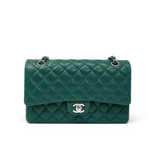 Chanel Timeless Classic Flap Bag in pelle trapuntata
