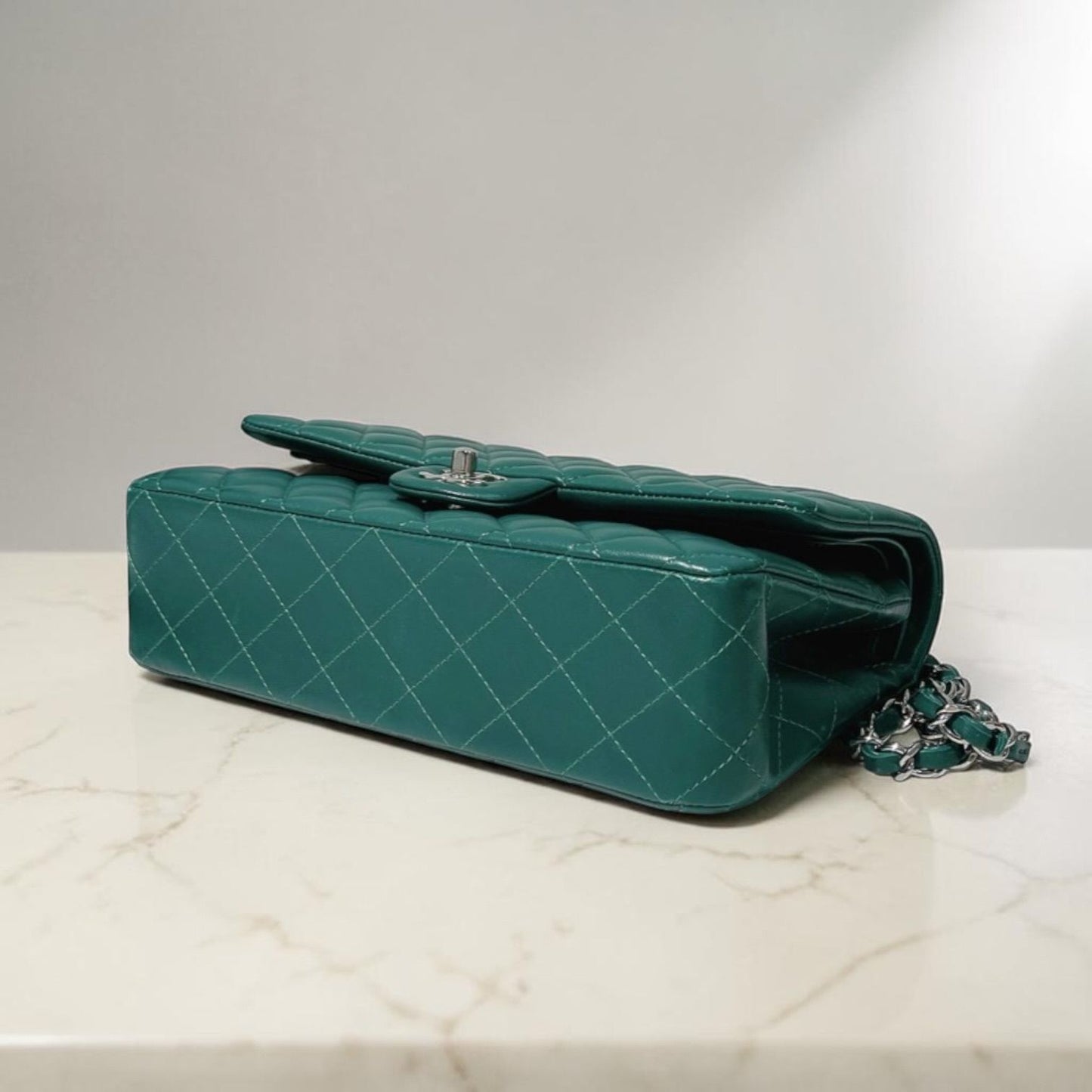 Chanel Timeless Classic Flap Bag in pelle trapuntata