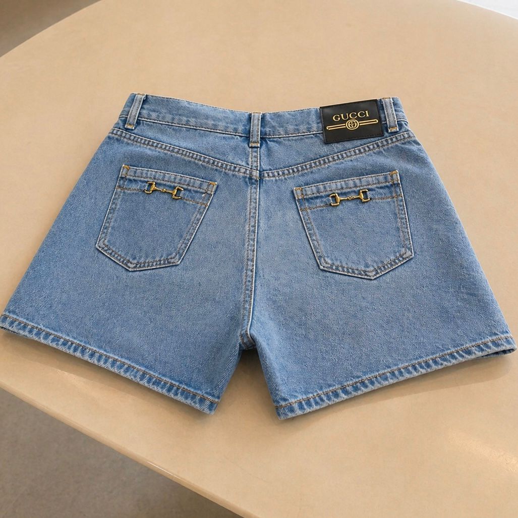 Gucci Shorts in denim