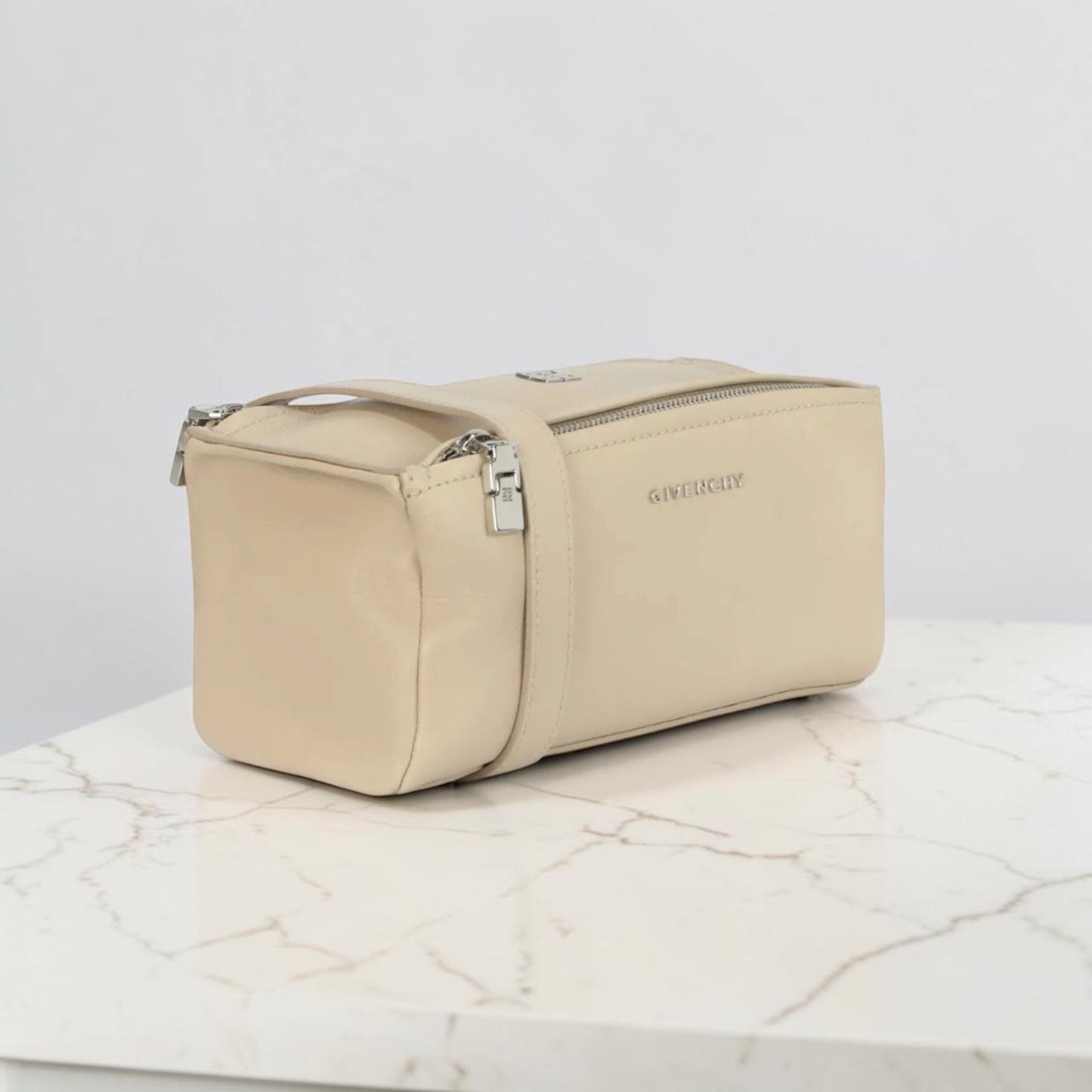 Givenchy Pandora in pelle beige