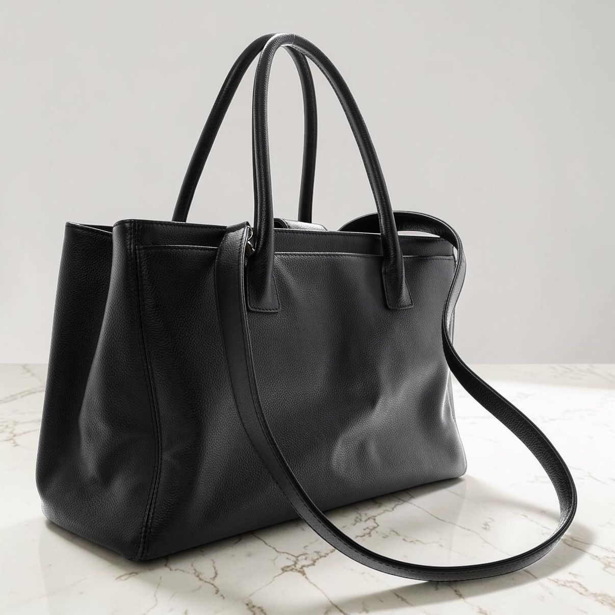 Chanel Executive Borsa Tote Coco Mark