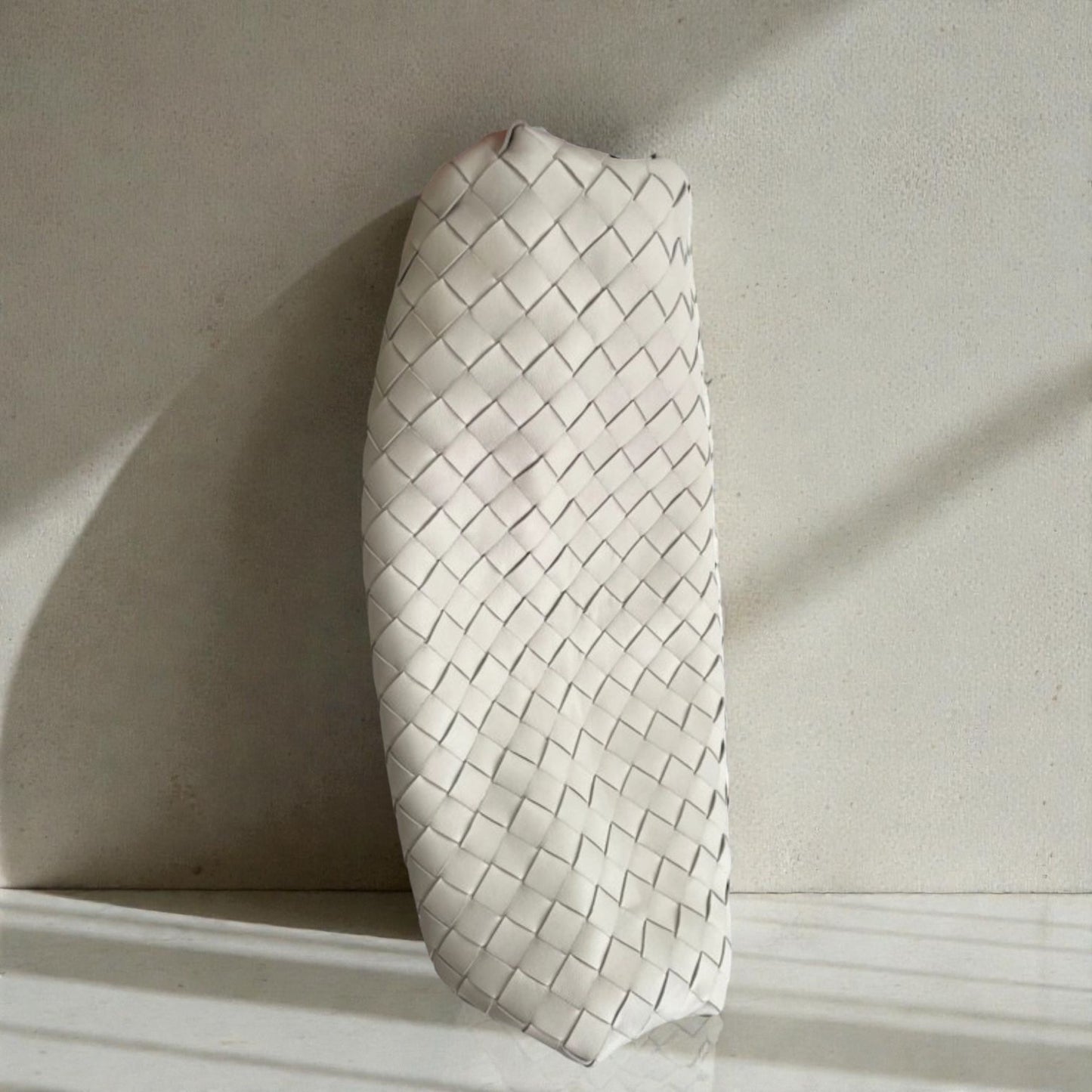 Bottega Veneta Maxi Pouch Color Gesso