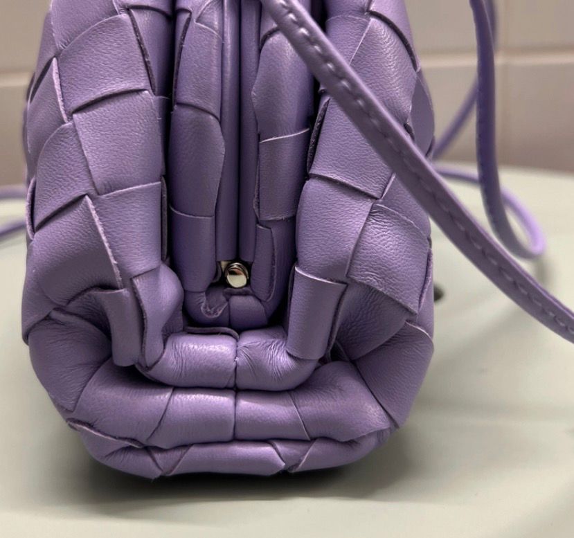 Bottega Veneta Mini Pouch Intrecciata Lilla