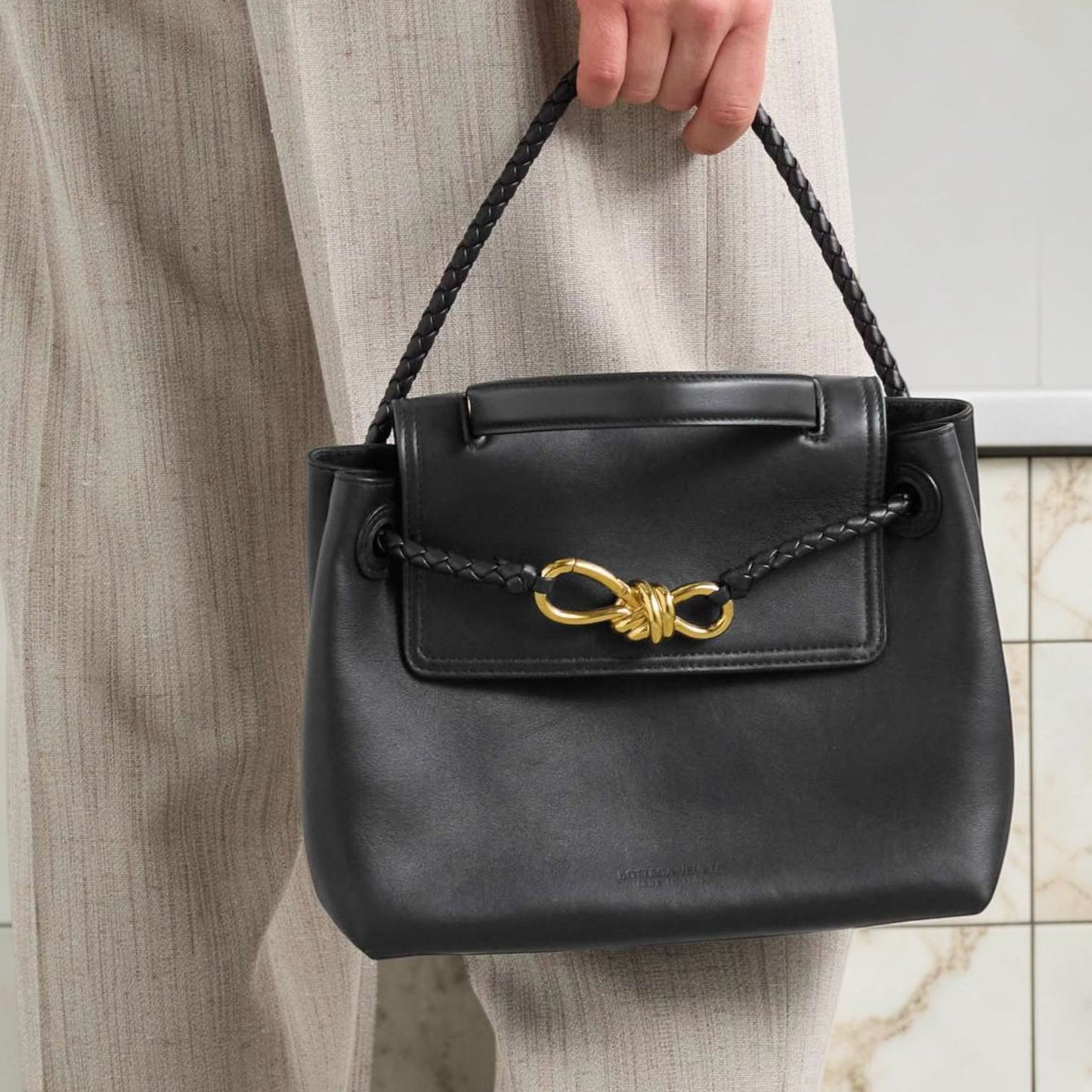 Bottega Veneta Ciao Ciao Small in pelle nera