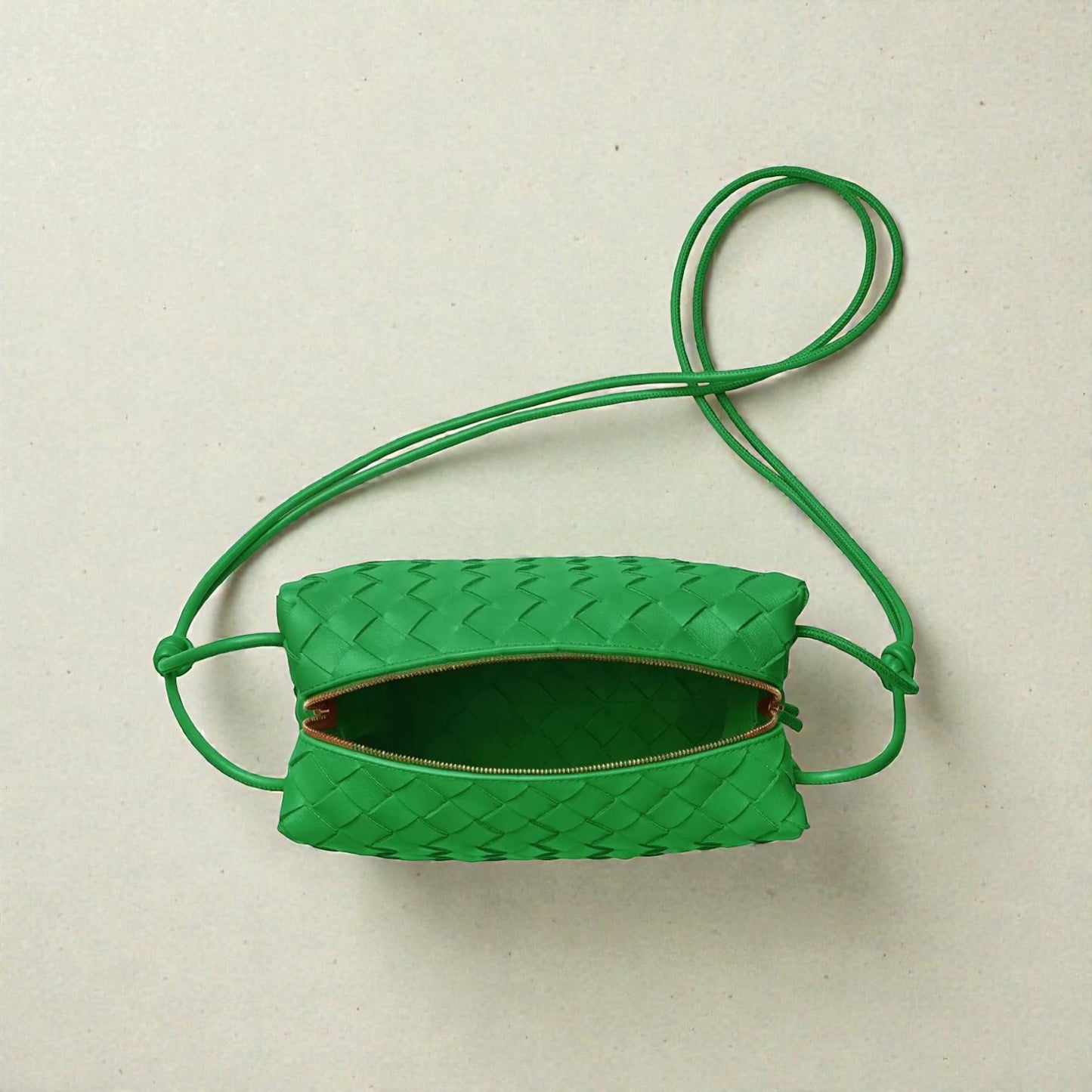 Bottega Veneta Medium Loop verde