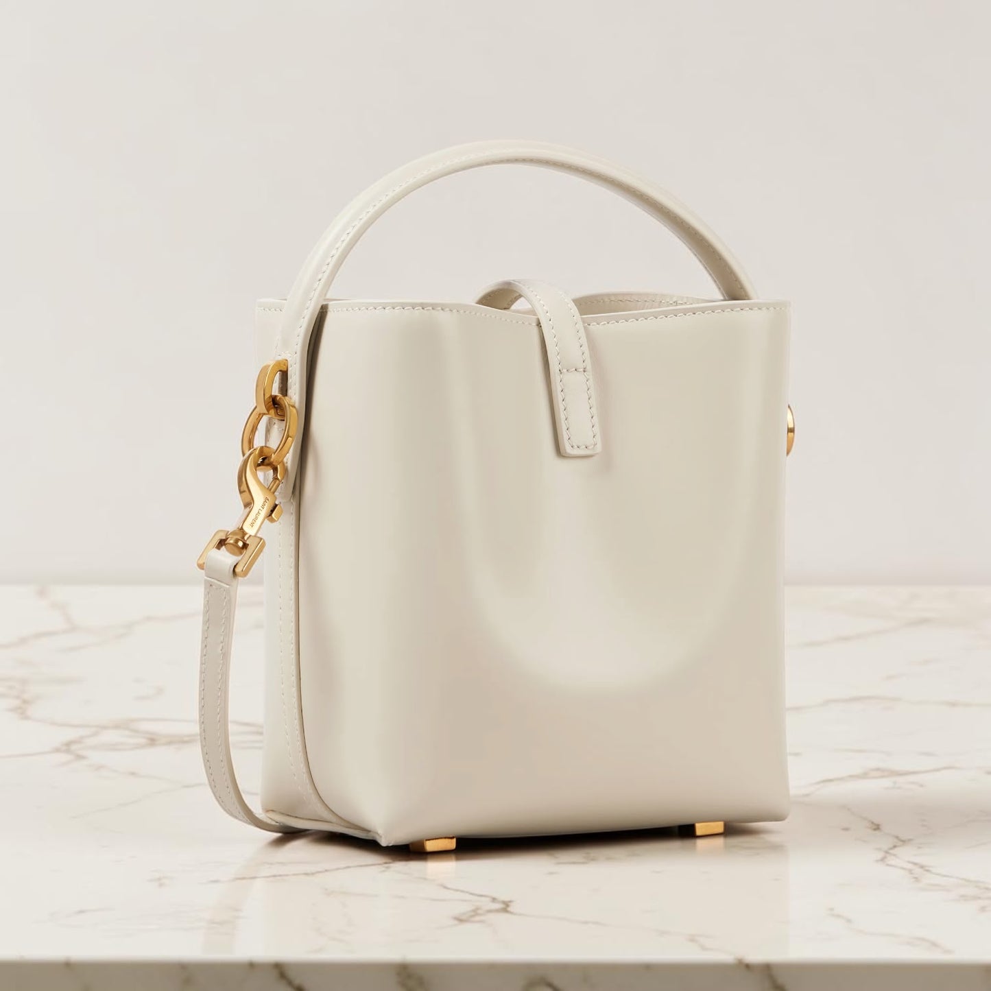 Saint Laurent Le 37 - Borsa a Secchiello in Pelle - Bianco