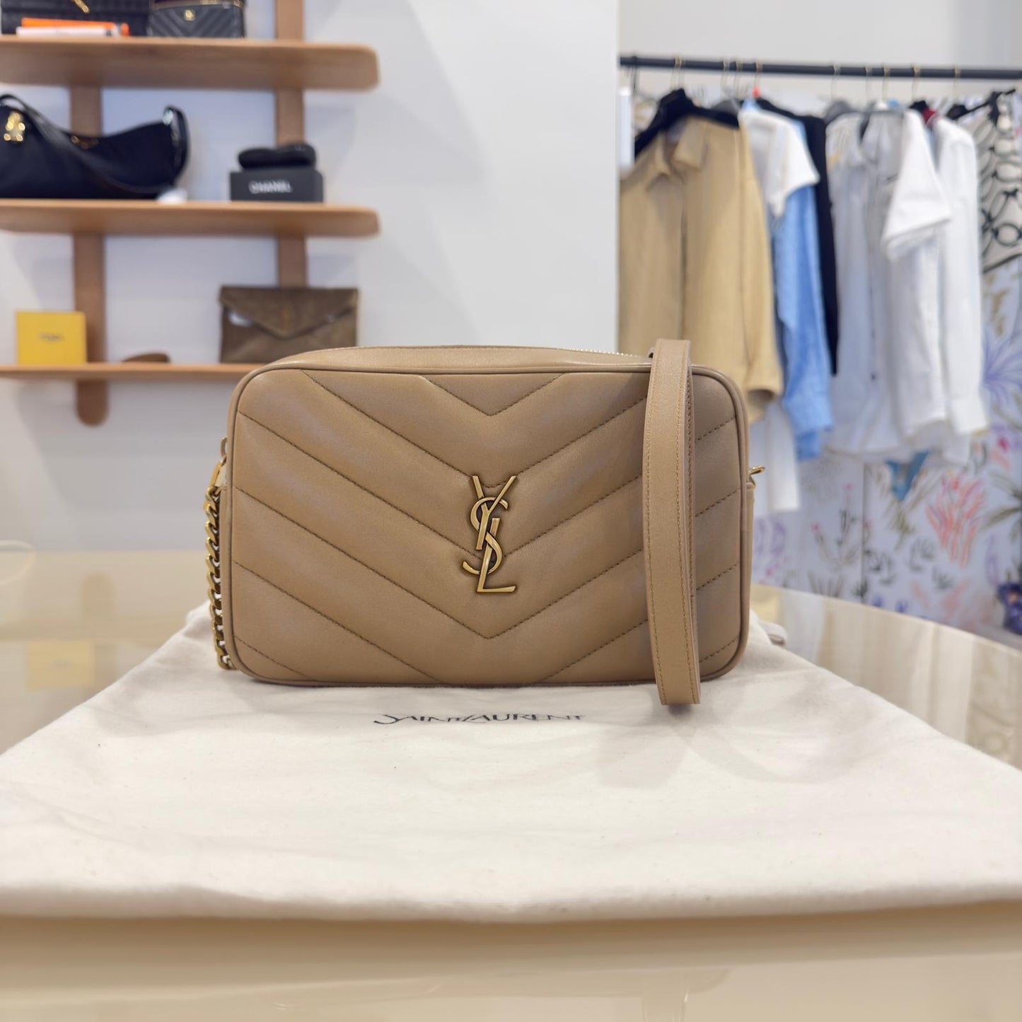 Saint Laurent Camera Bag Lou Lou beige