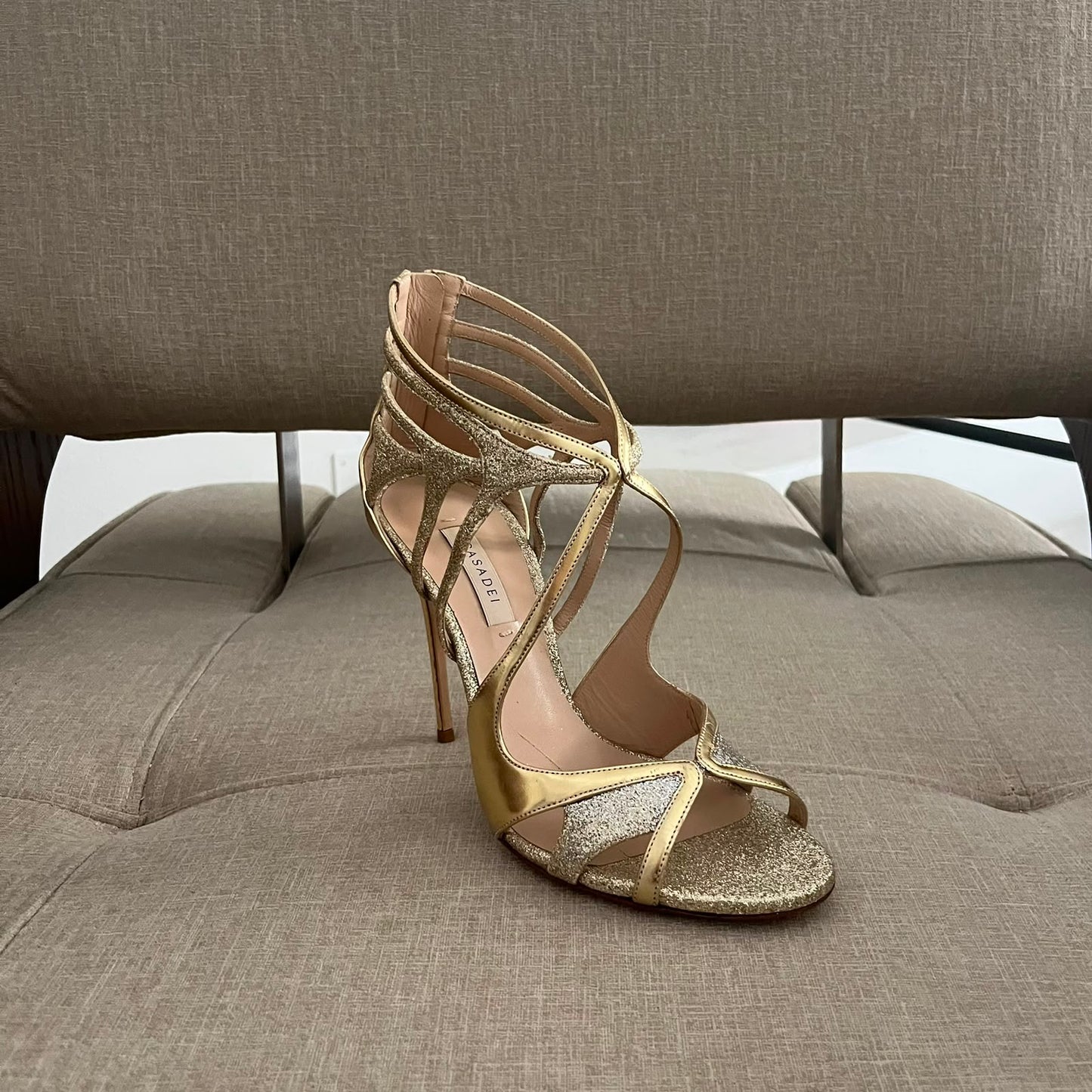 Casadei sandali con tacco a spillo color oro