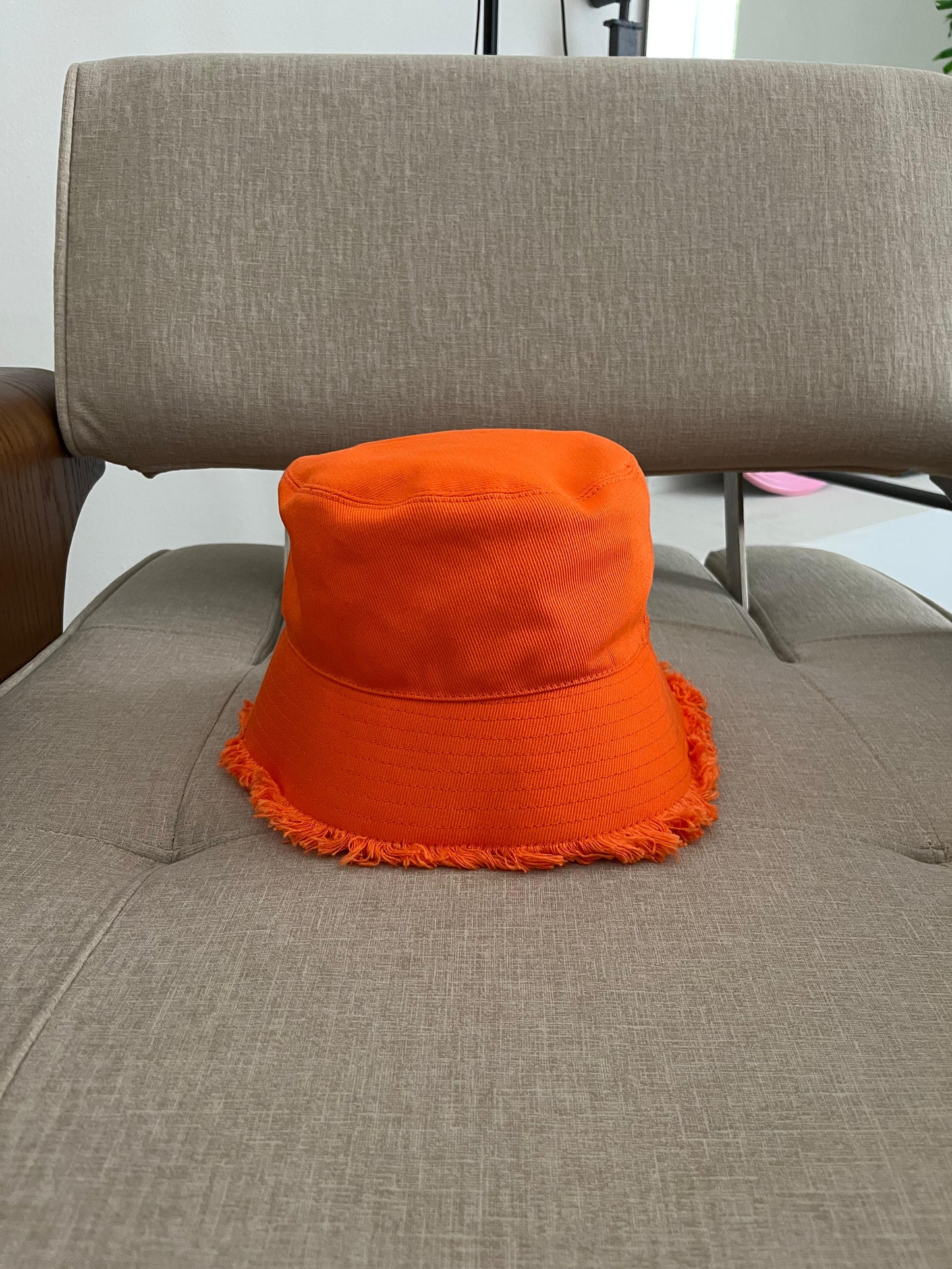 Prada Bucket Hat Arancione
