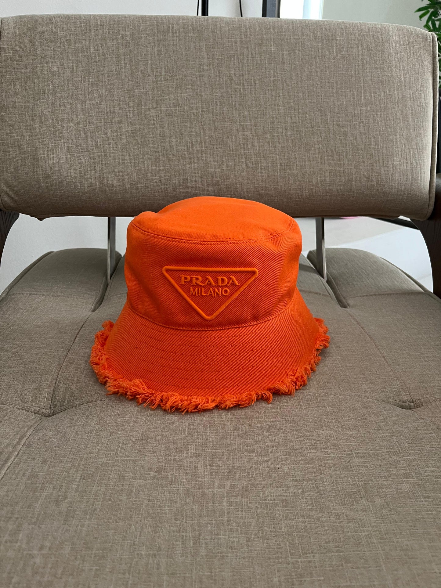 Prada Bucket Hat Arancione