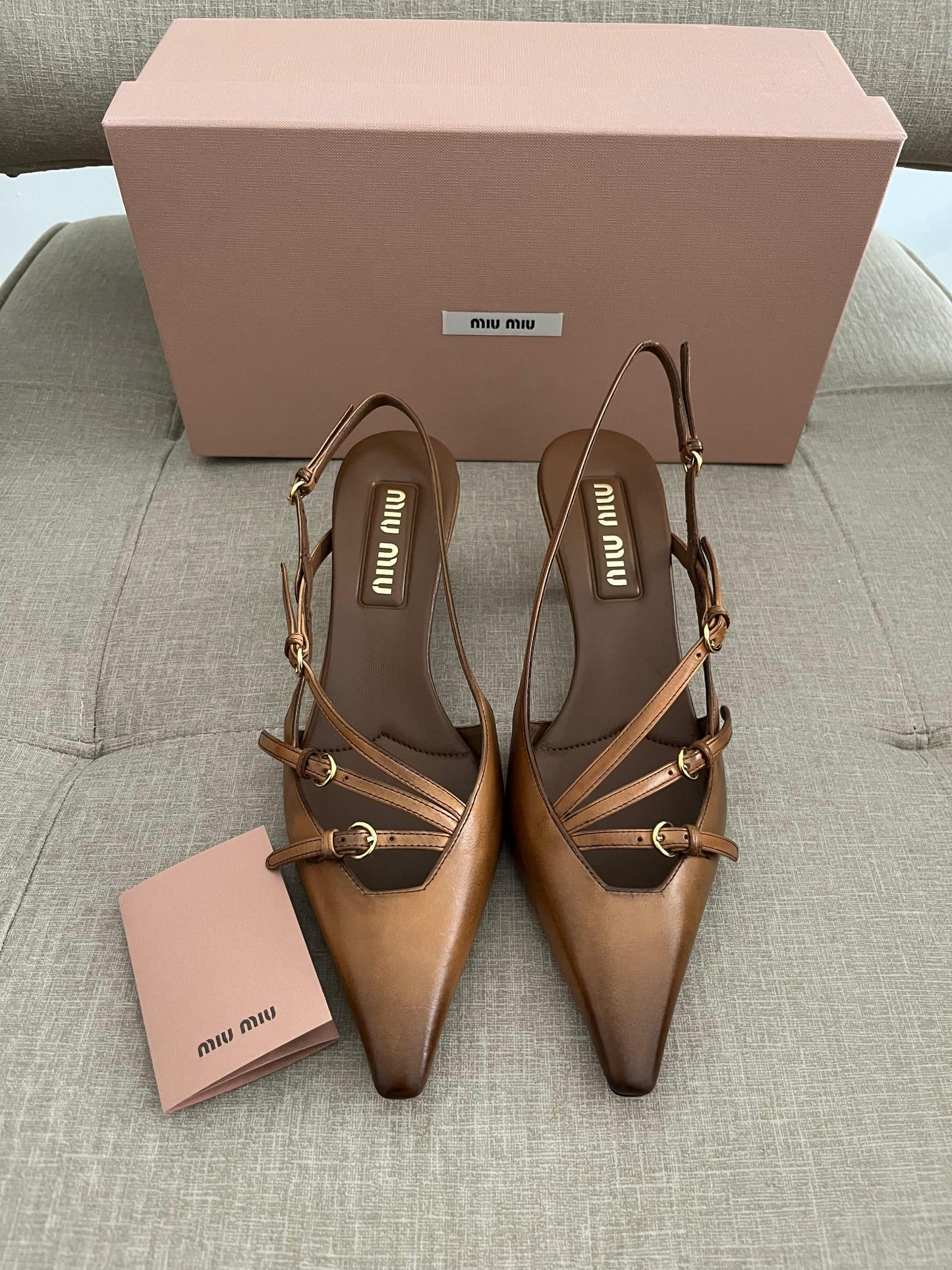 Sand patent slingback pumps