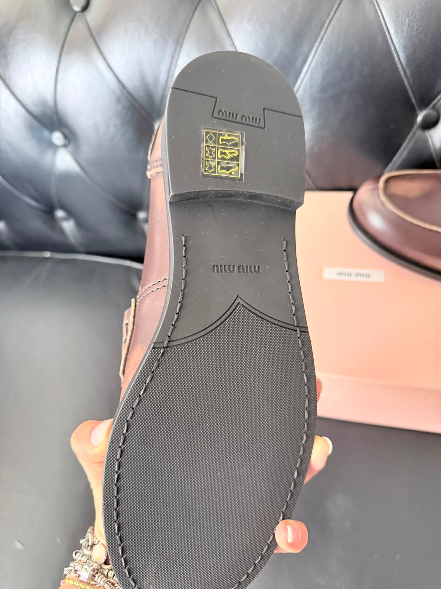 Miu Miu mocassini in pelle marrone