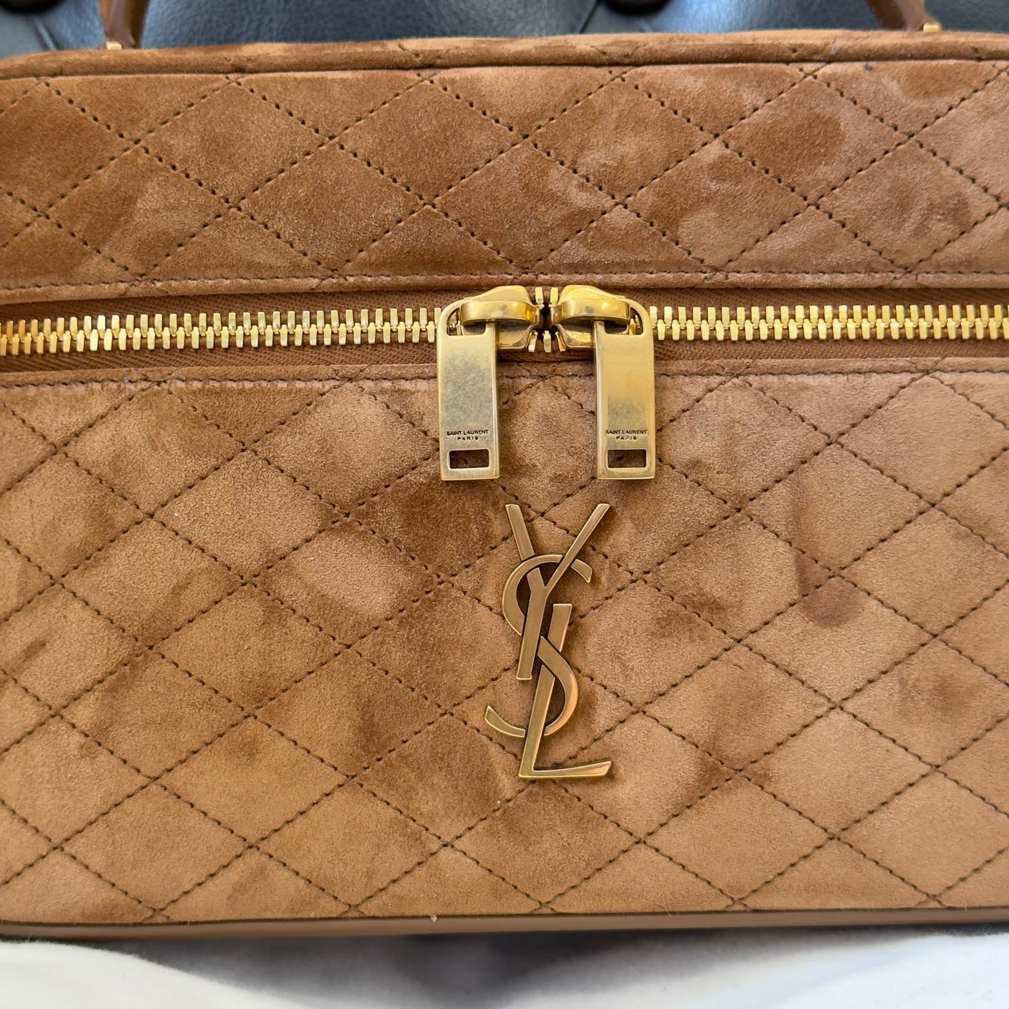 Saint Laurent Vanity in Suede Large