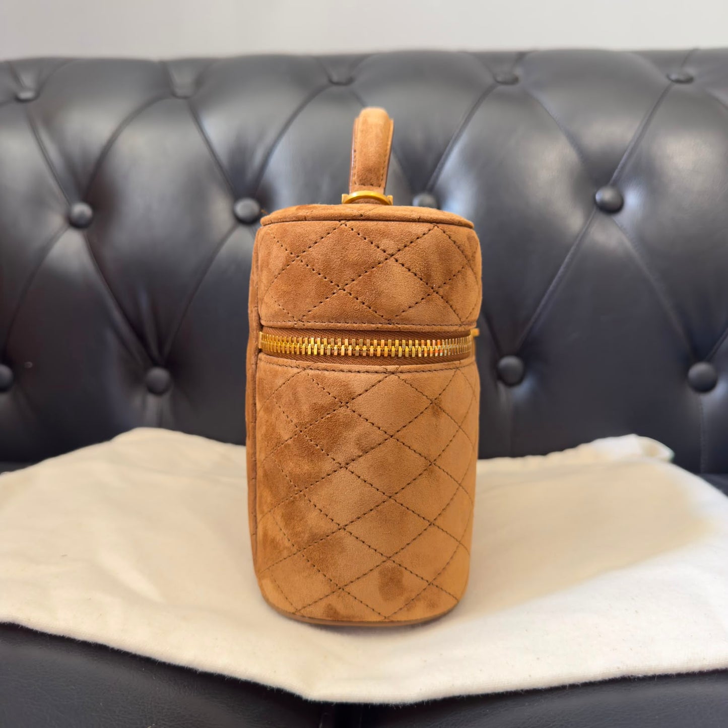 Saint Laurent Vanity in Suede Large