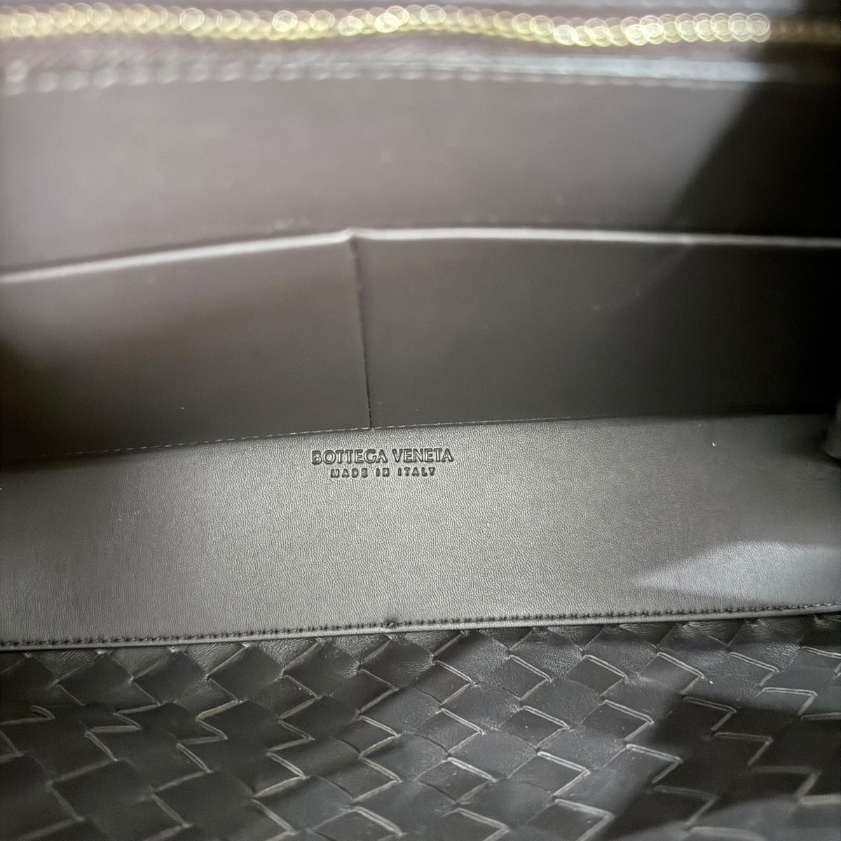 Bottega Veneta Andiamo Medium - Fondant