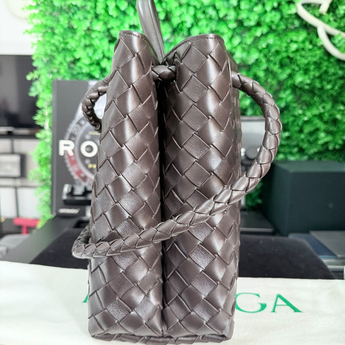 Bottega Veneta Andiamo Medium - Fondant