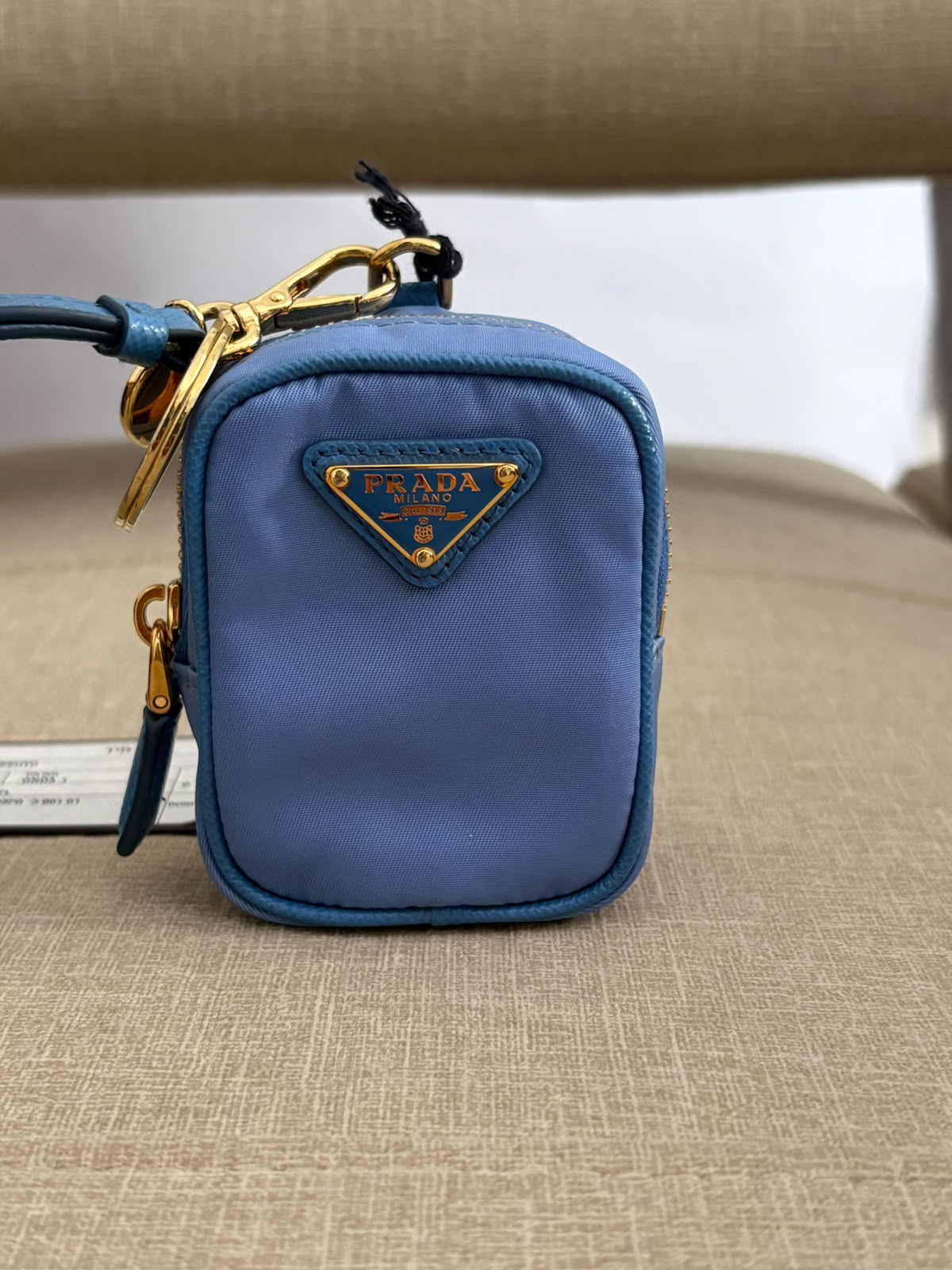 Prada portachiavi celeste