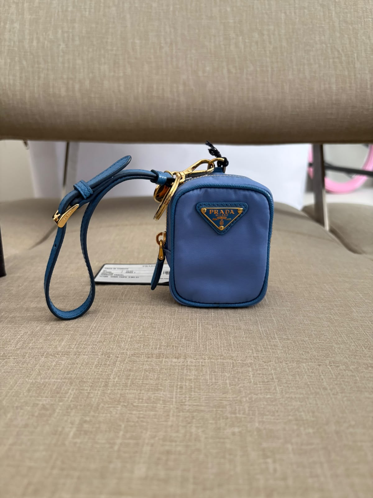 Prada portachiavi celeste