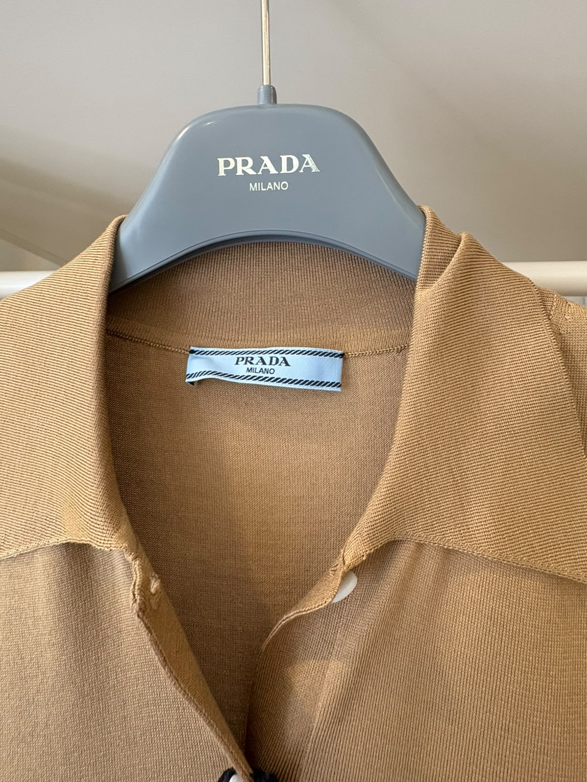 Prada gilet color cammello