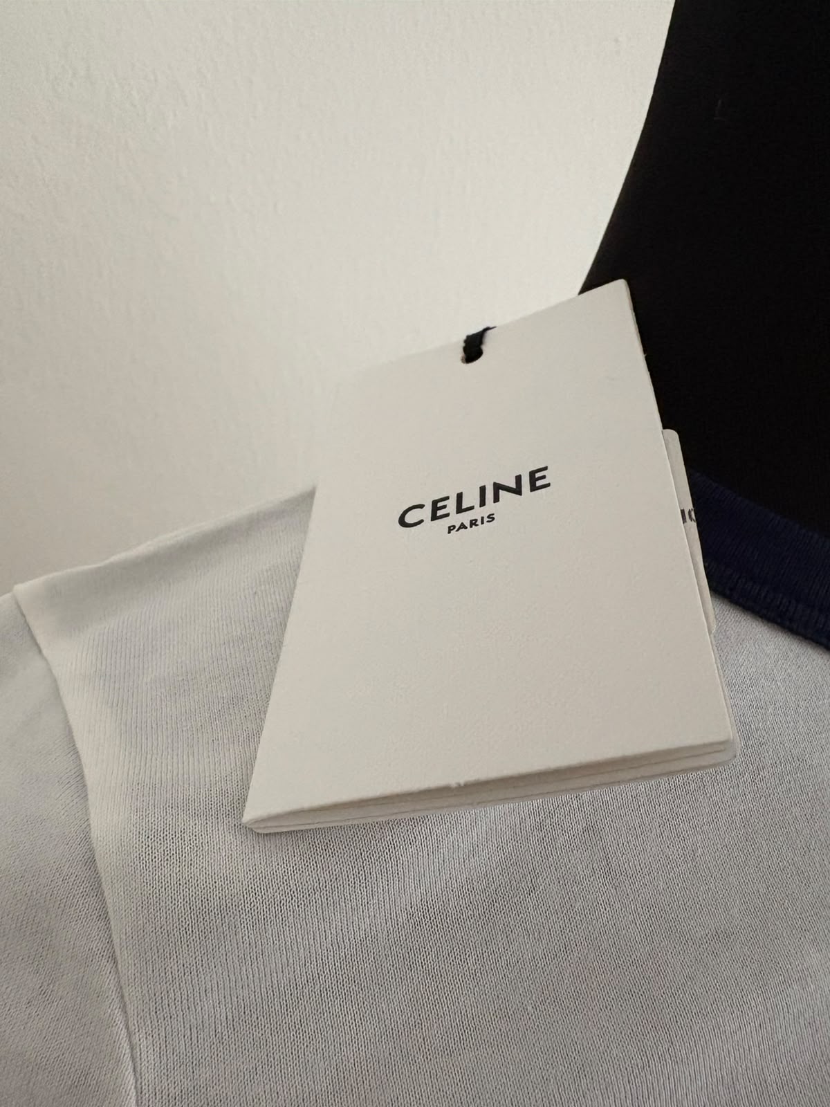 Celine T-shirt bianco e blu navy