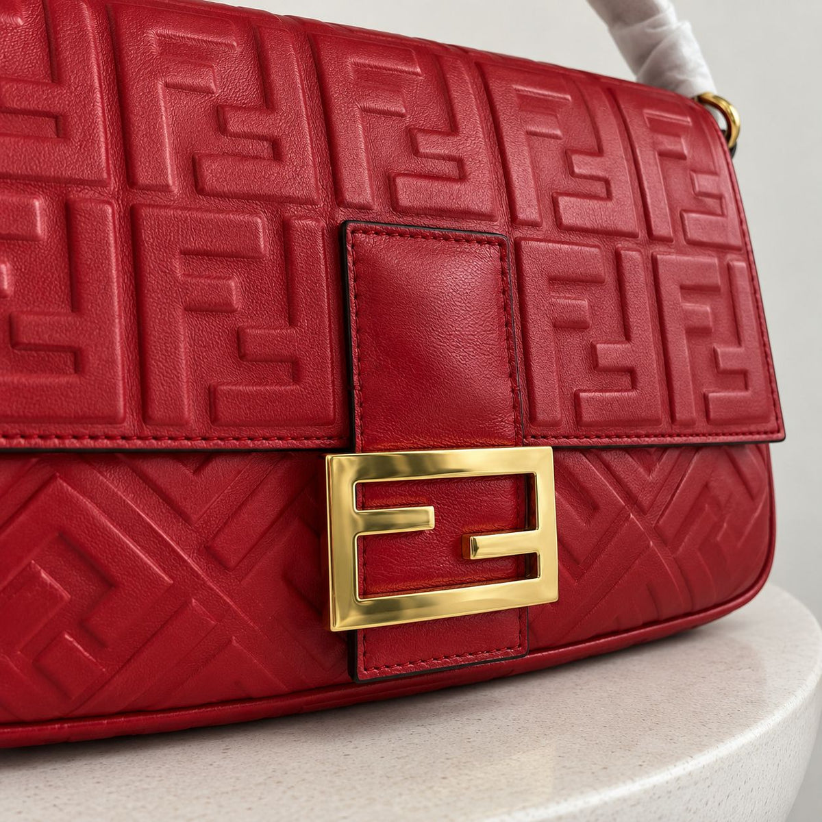 Fendi Baguette in pelle Rosso scuro