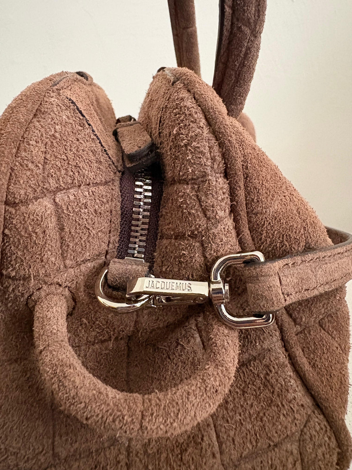 Jacquemus le Turismo in pelle scamosciata marrone