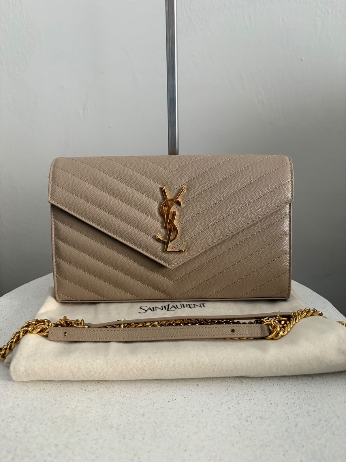 Saint Laurent Pochette Cassandre Beige