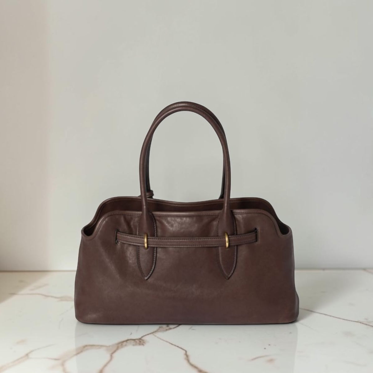 Miu Miu Aventure in pelle marrone scuro