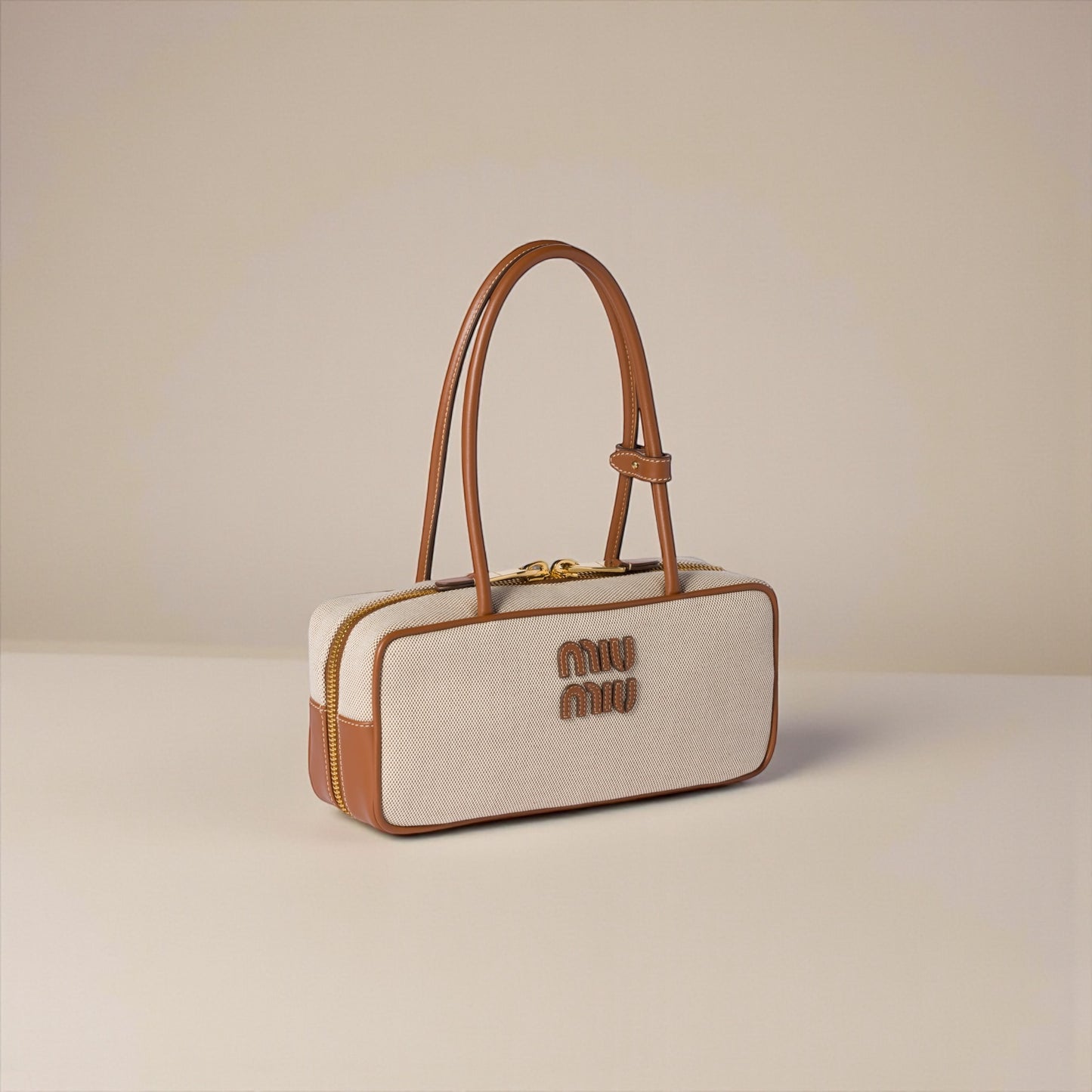 Miu Miu Beau Tote Bag – Colore Sabbia