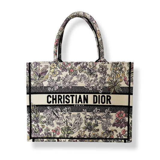 Dior Book Tote media D-Floral
