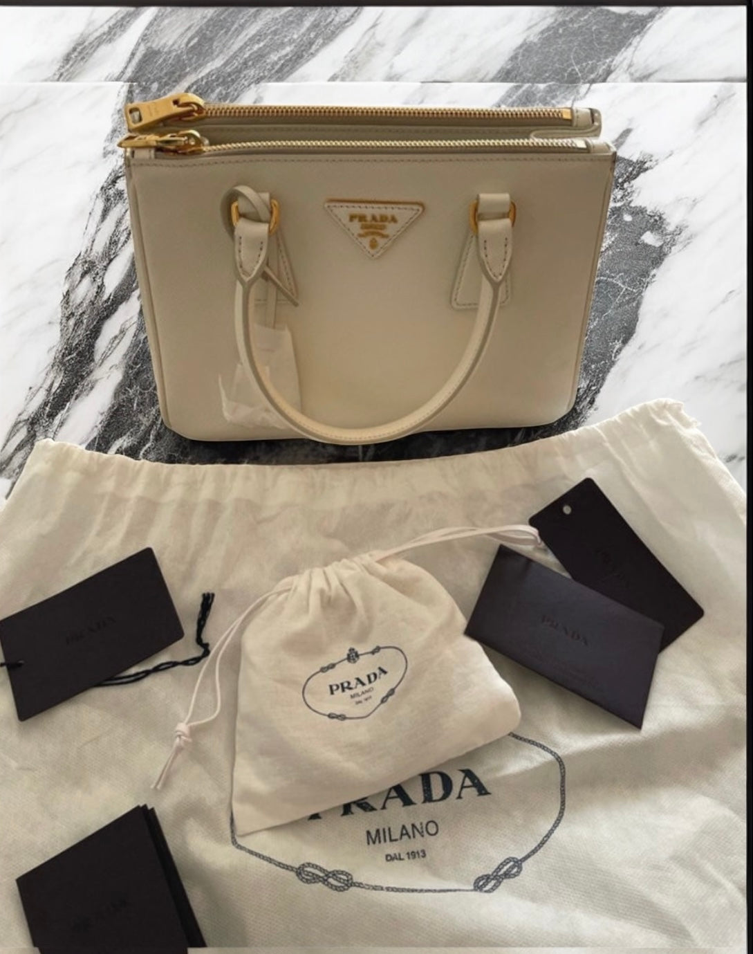 Prada Galleria Saffiano Small Bianca