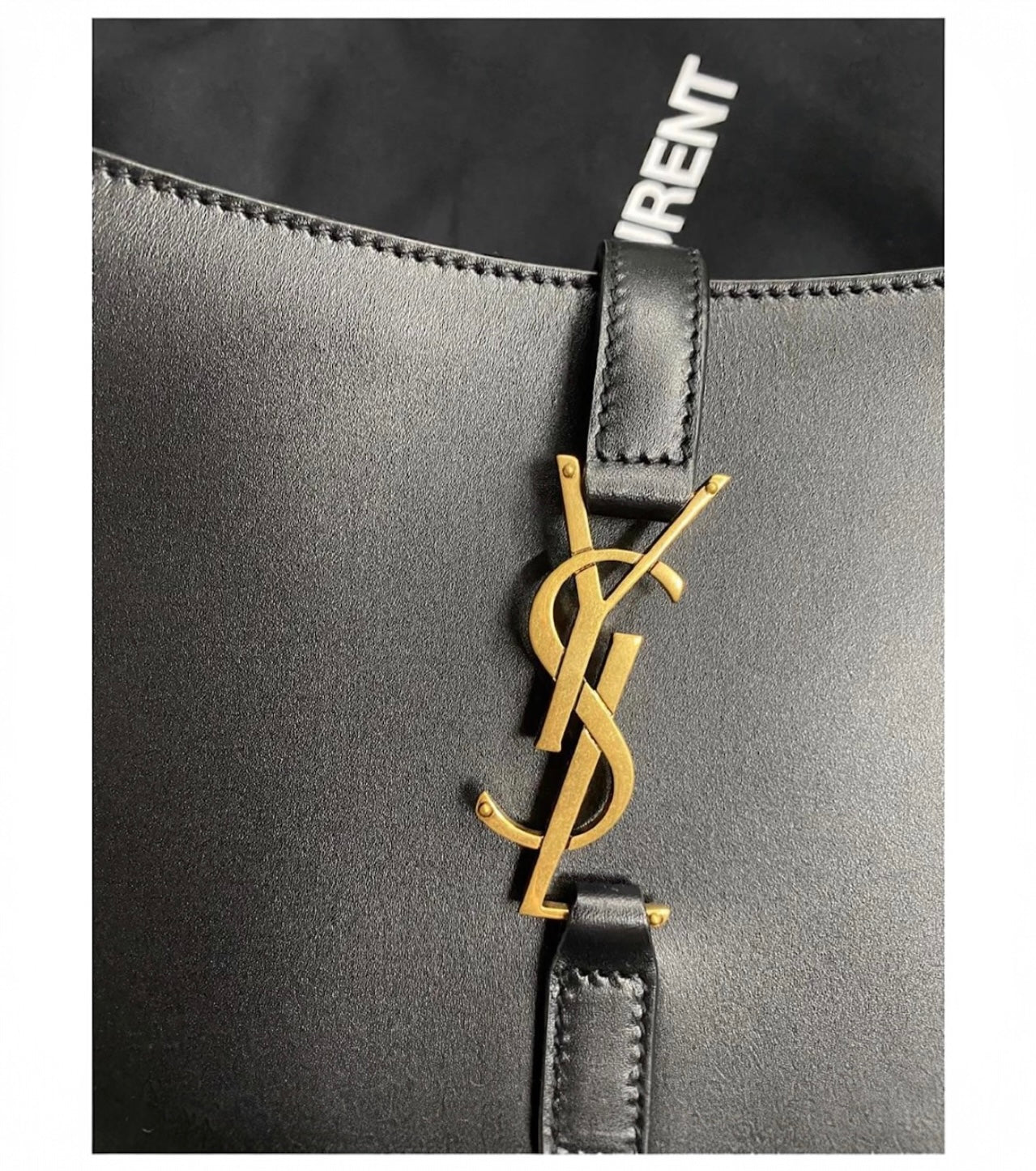 Saint Laurent Le 5 à 7 Hobo Bag - Nero