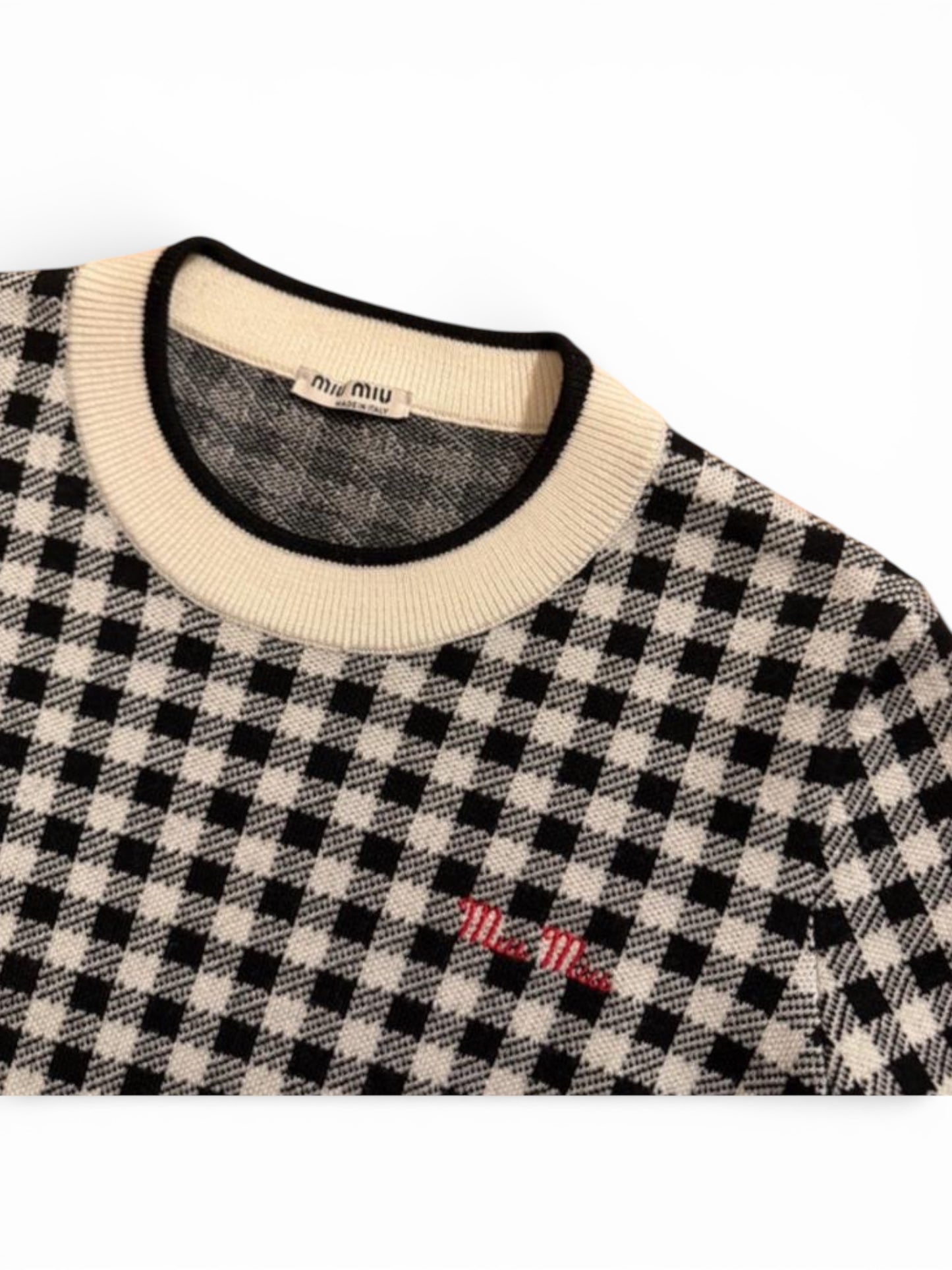 Miu Miu Maglione Bianco e Nero con Logo Rosso